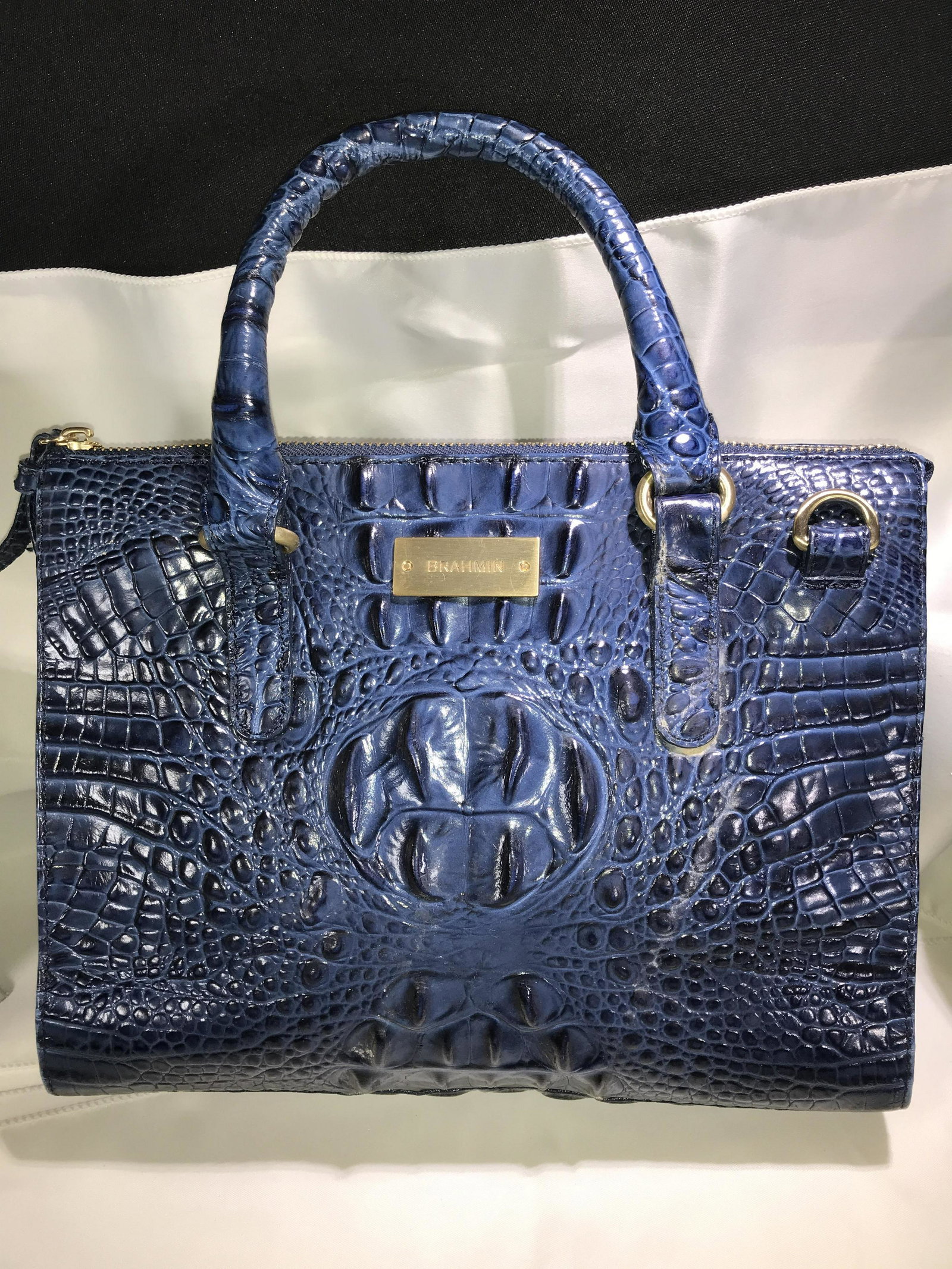 Brahmin Navy Tidewater Purse .: .