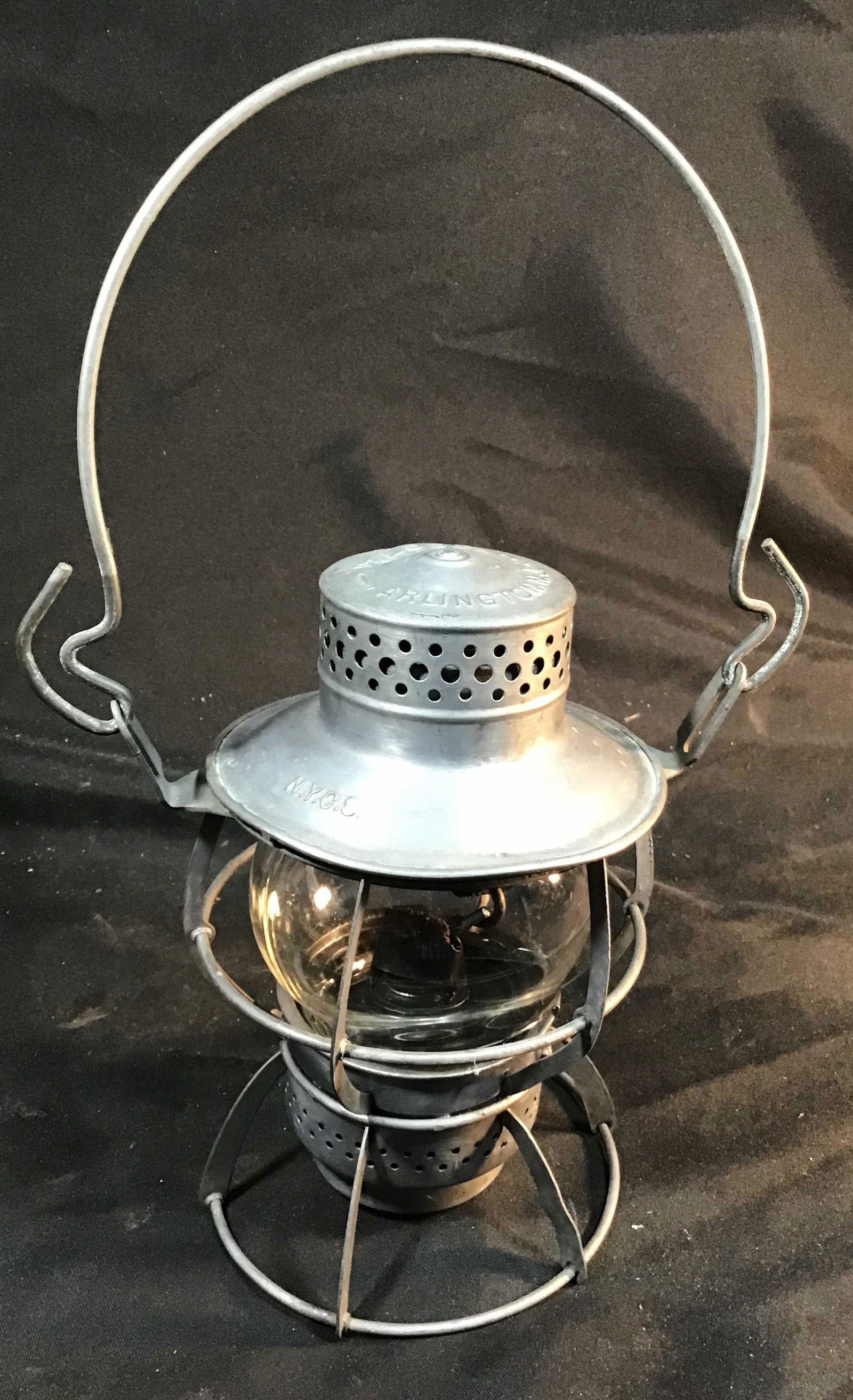 Vintage New York central systems railroad lantern . (1 of 4)