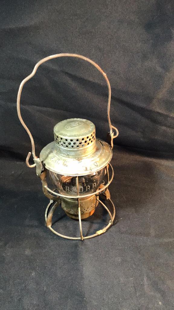 Vintage B & O Railroad Lantern w/ B & O Lens . (1 of 6)