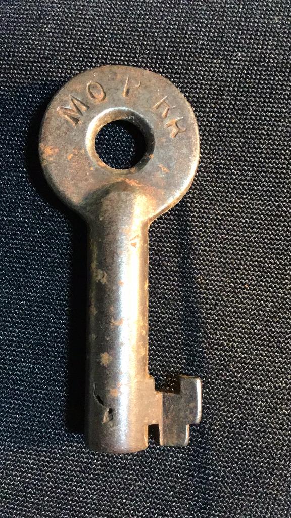 M O P R R Railroad Key . (1 of 2)