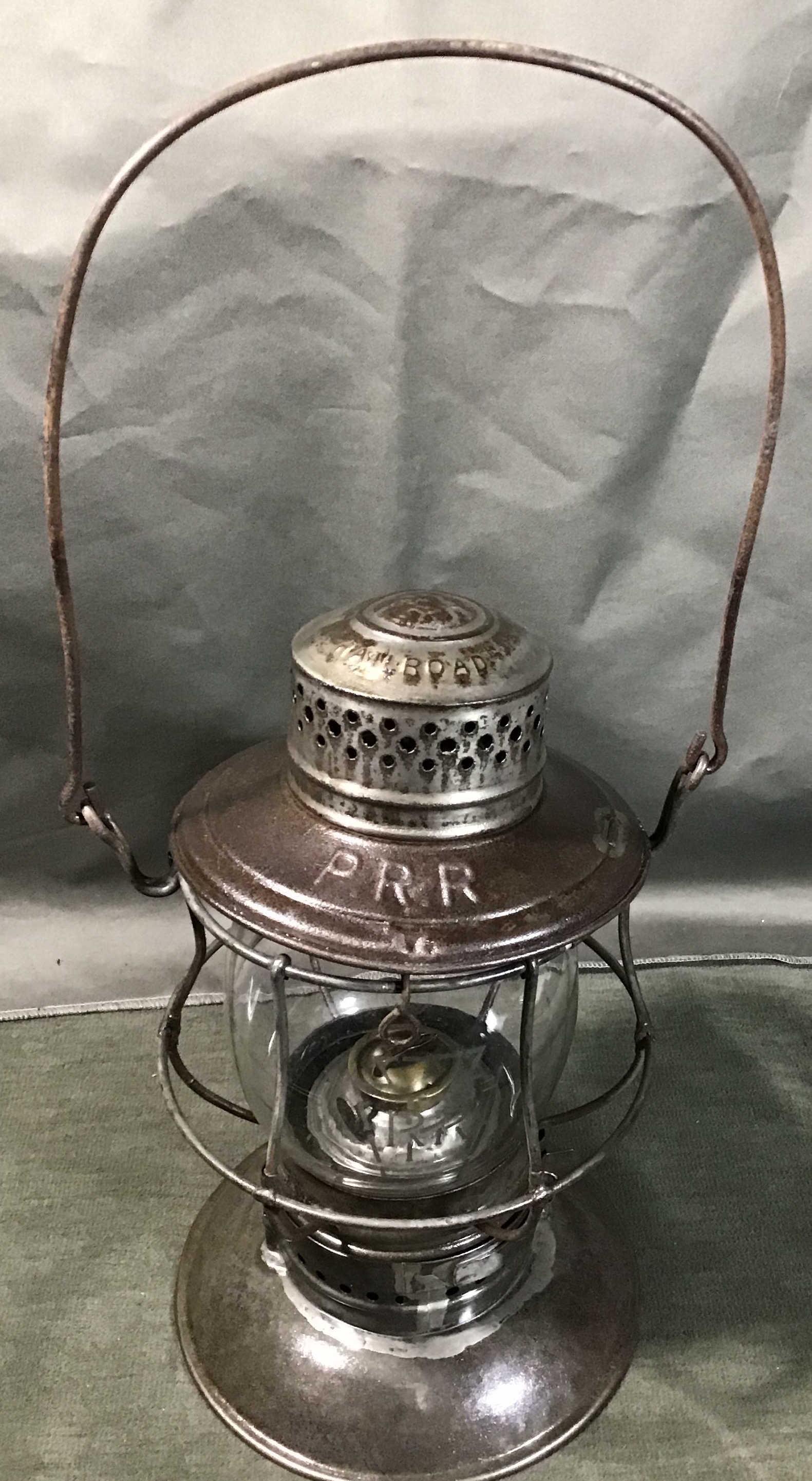Vintage Pennsylvania Railroad Lantern with acid with acid marked shade (1 of 6)
