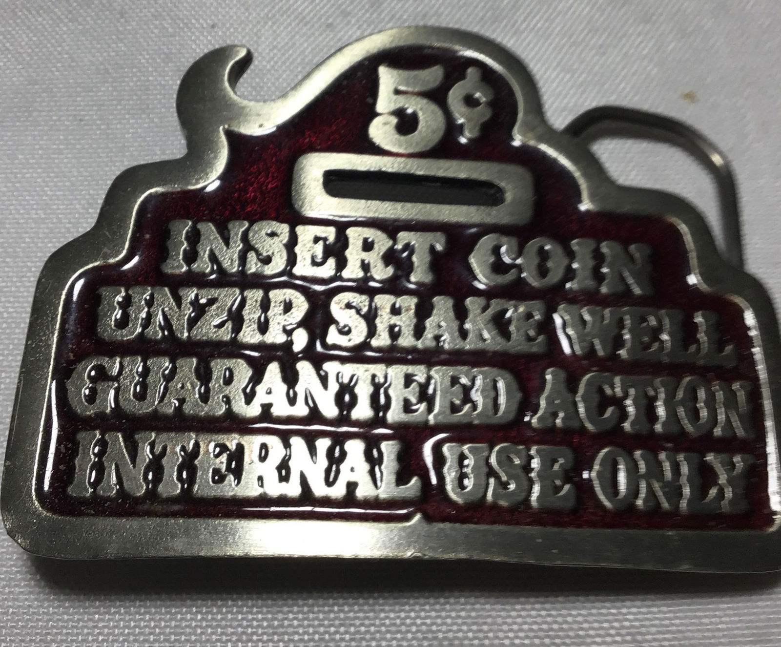 Comic pewter belt buckle . (1 of 3)