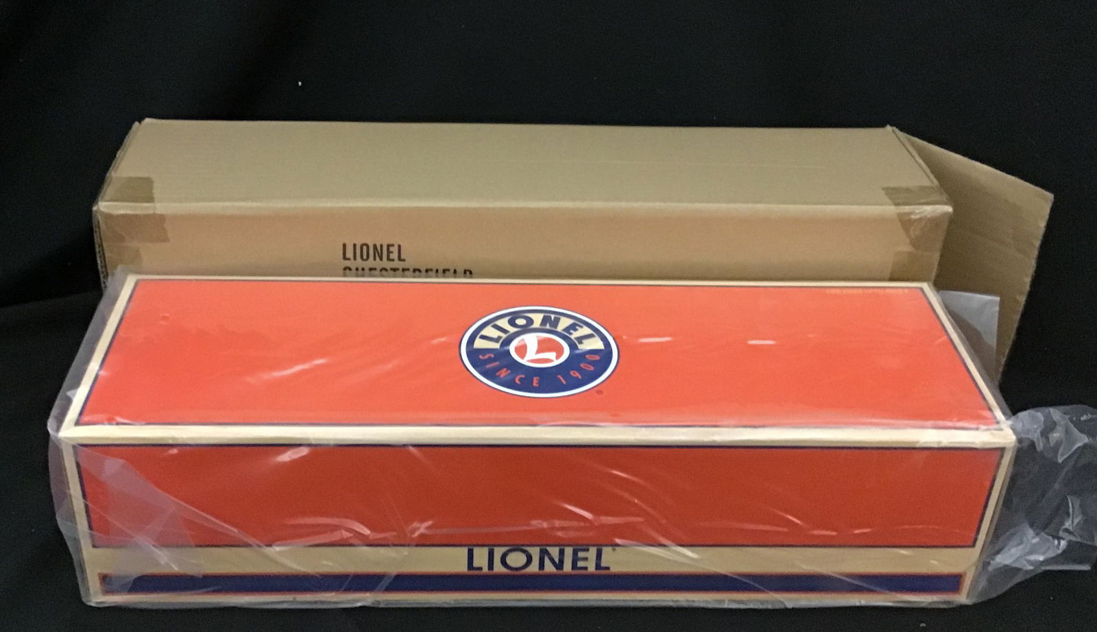 Lionel O Scale Union Pacific Heritage Building America SD-70ACe Diesel Locomotive non-powered (1 of 2)