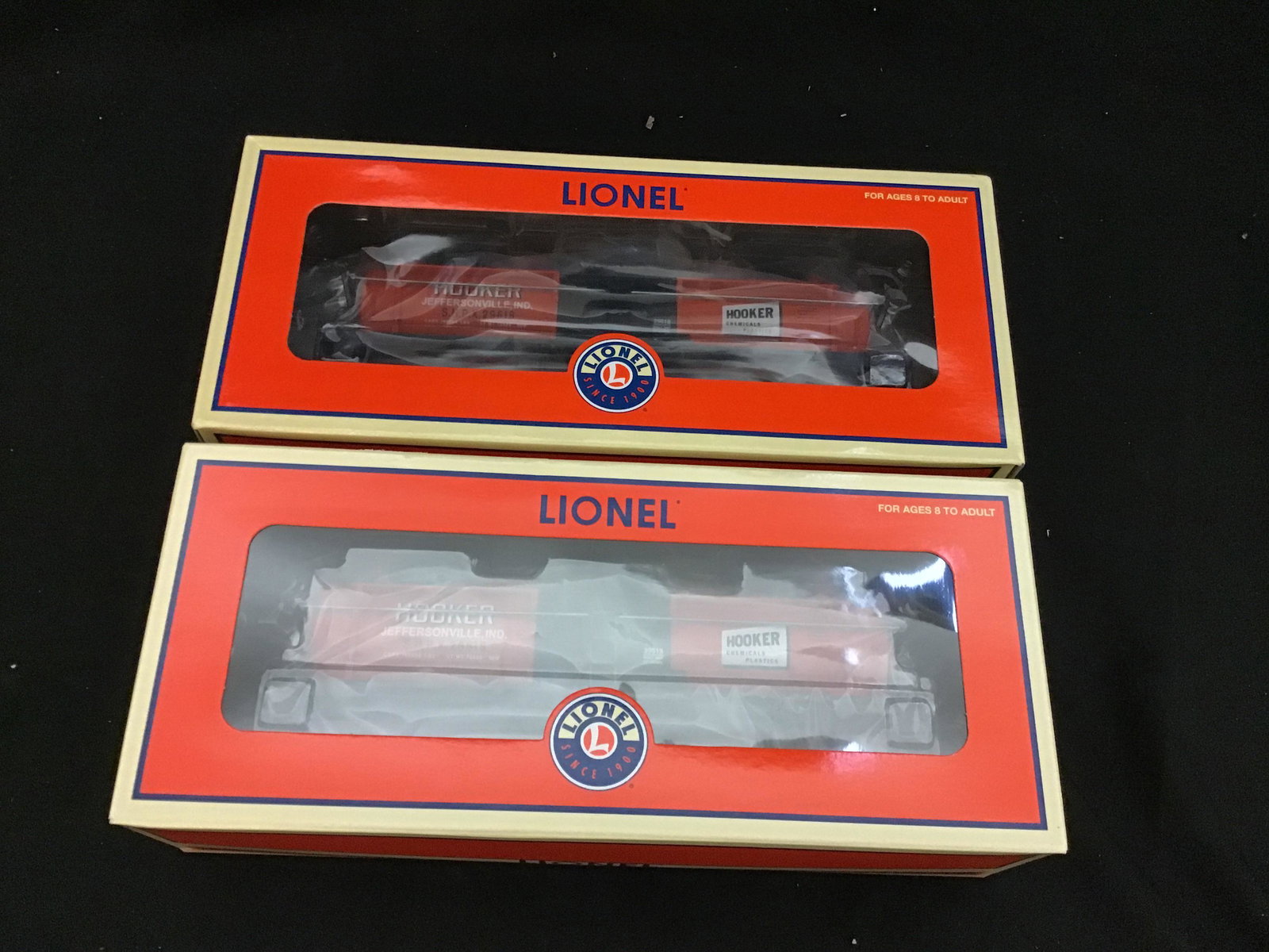 Lionel O Scale Hooker Chemical Three Dome Tank Car 6-29618 Lot of 2 (1 of 2)