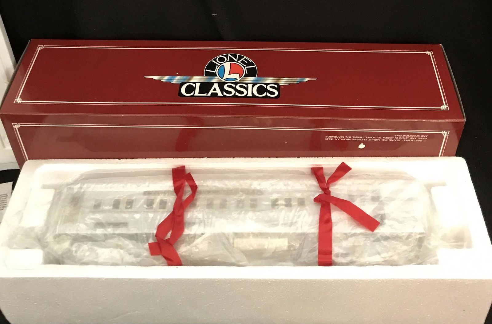 Lionel Classics Standard Gauge 1-4390 West Point Baggage Car 6-13425 (1 of 4)