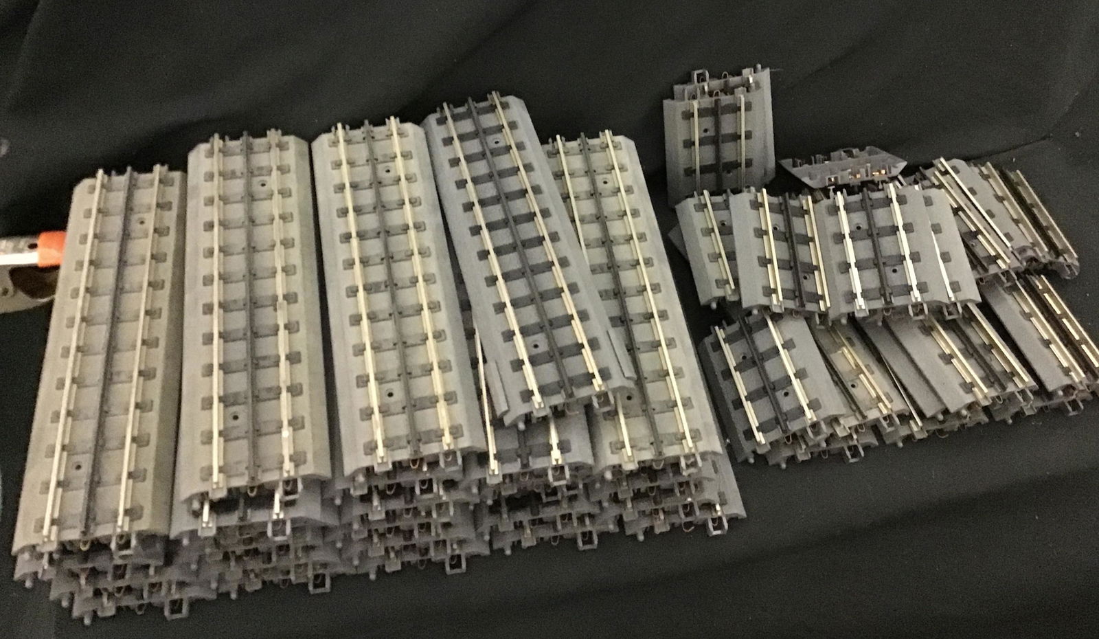 MTH Electric Trains O Scale Track Lot Fastrack 28 Straight 25 Short Extenders Used (1 of 3)