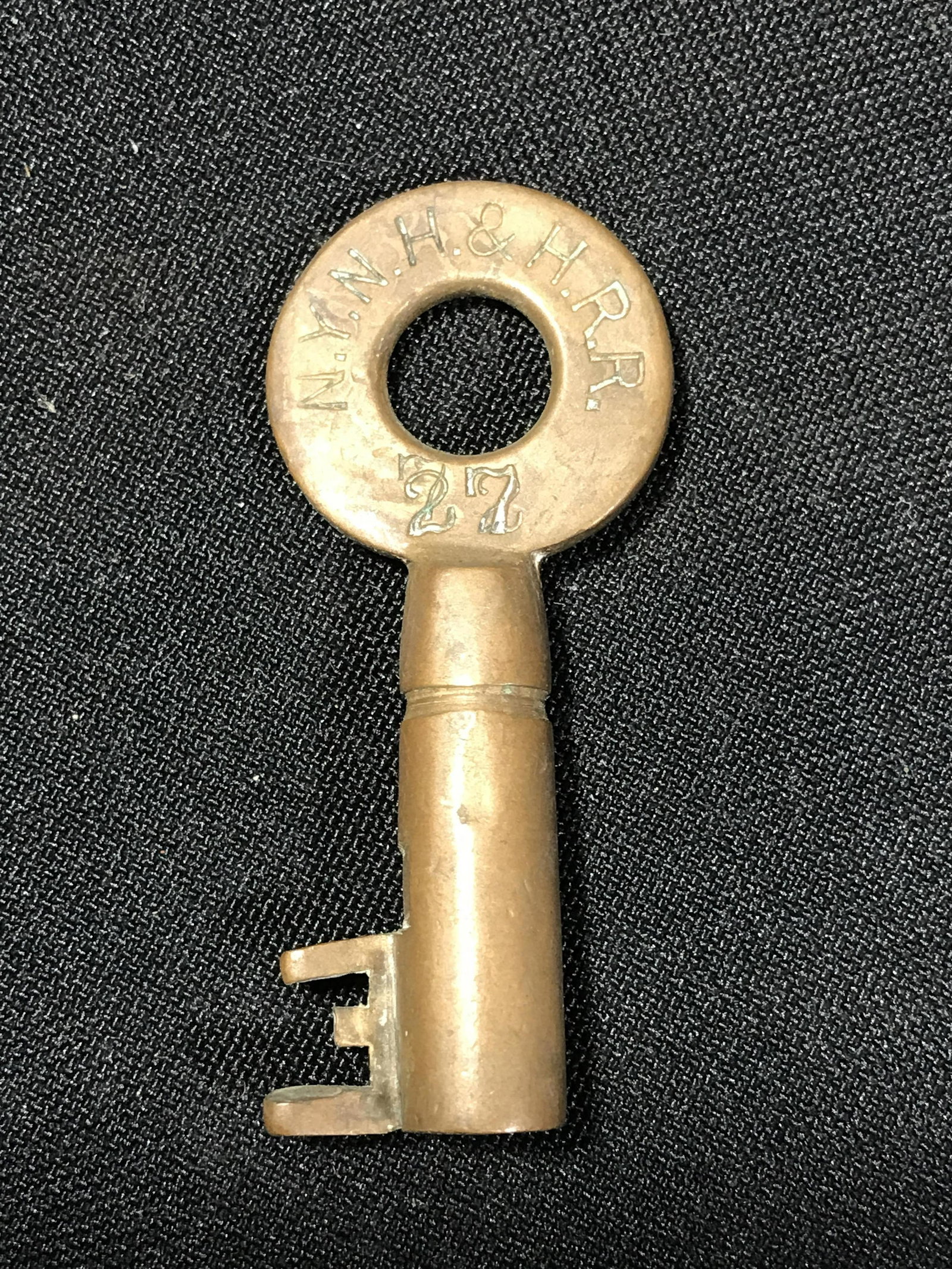 NYNH & HRR 27 Padlock Key New York, New Haven & Hartford RR: New York, New Haven & Hartford RR