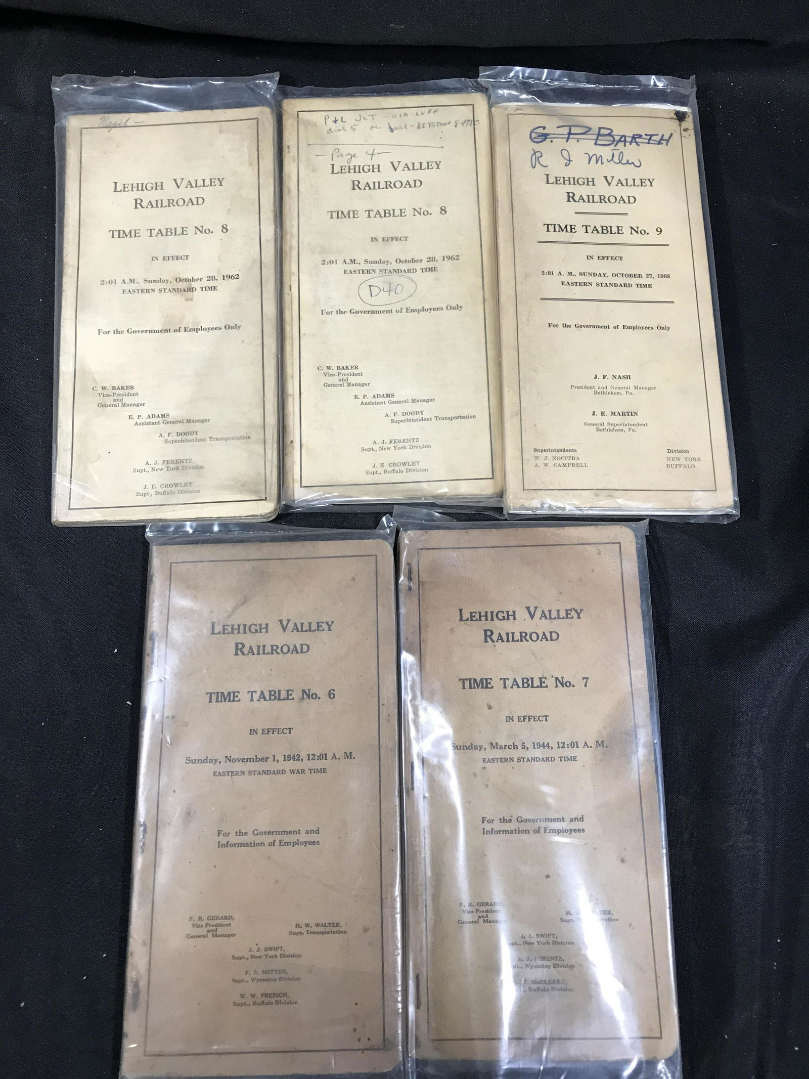Lehigh Valley Railroad Timetables (5) . (1 of 4)