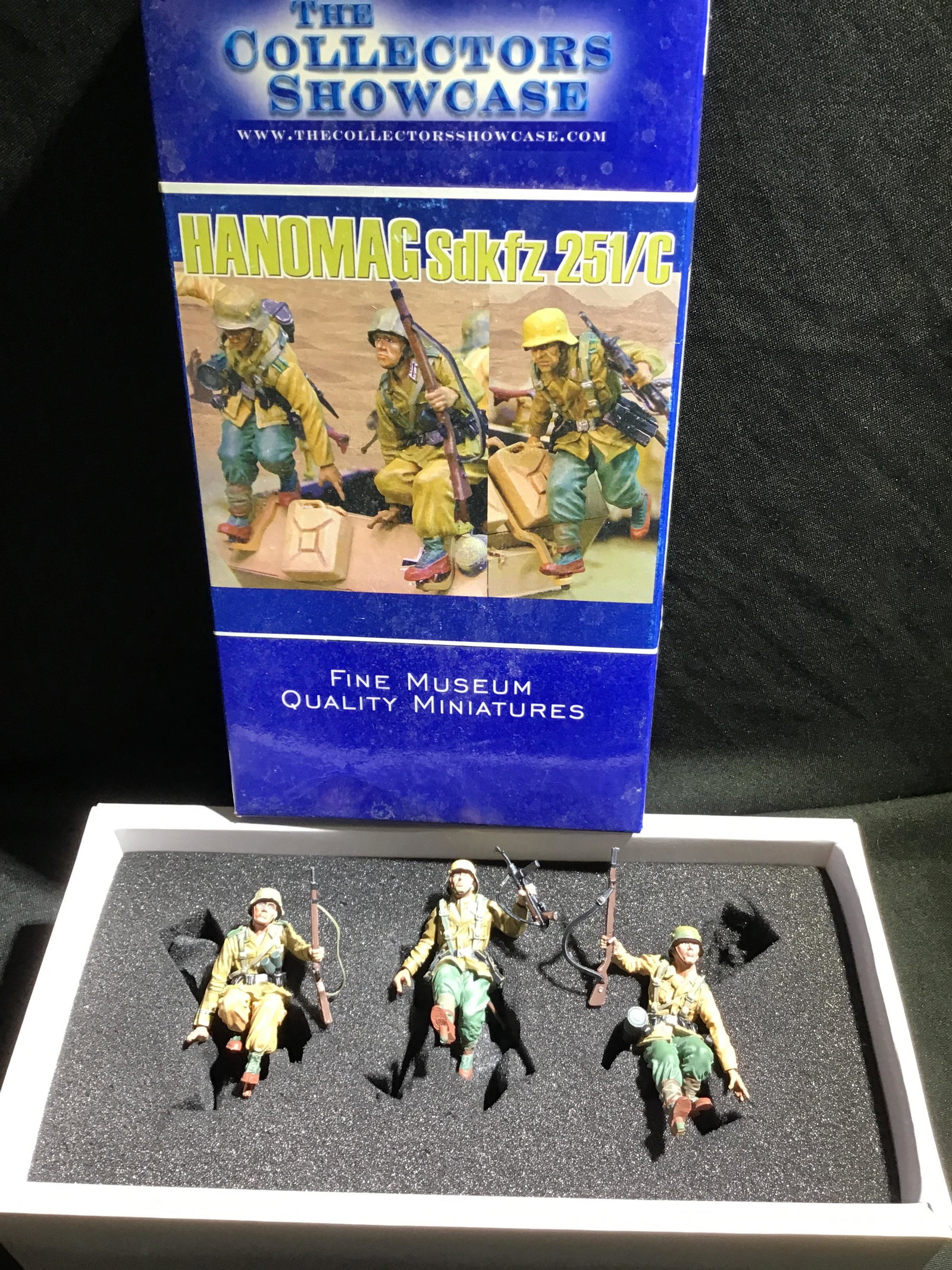 Collectors Showcase 3 Soldiers Set (1 of 2)