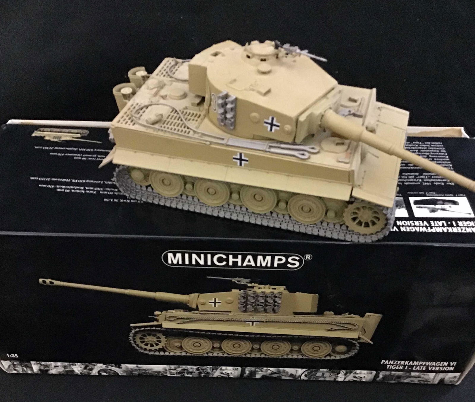 MINICHANPS PANZERKAMPFWAGEN Ⅵ TIGER Ⅱ Minichamps Panzerkampfwagen Vi Tiger Ii