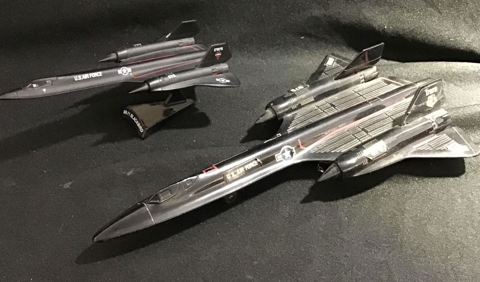 Diecast US Air Force Ertl SR-71 Blackbird ++ (1 of 4)