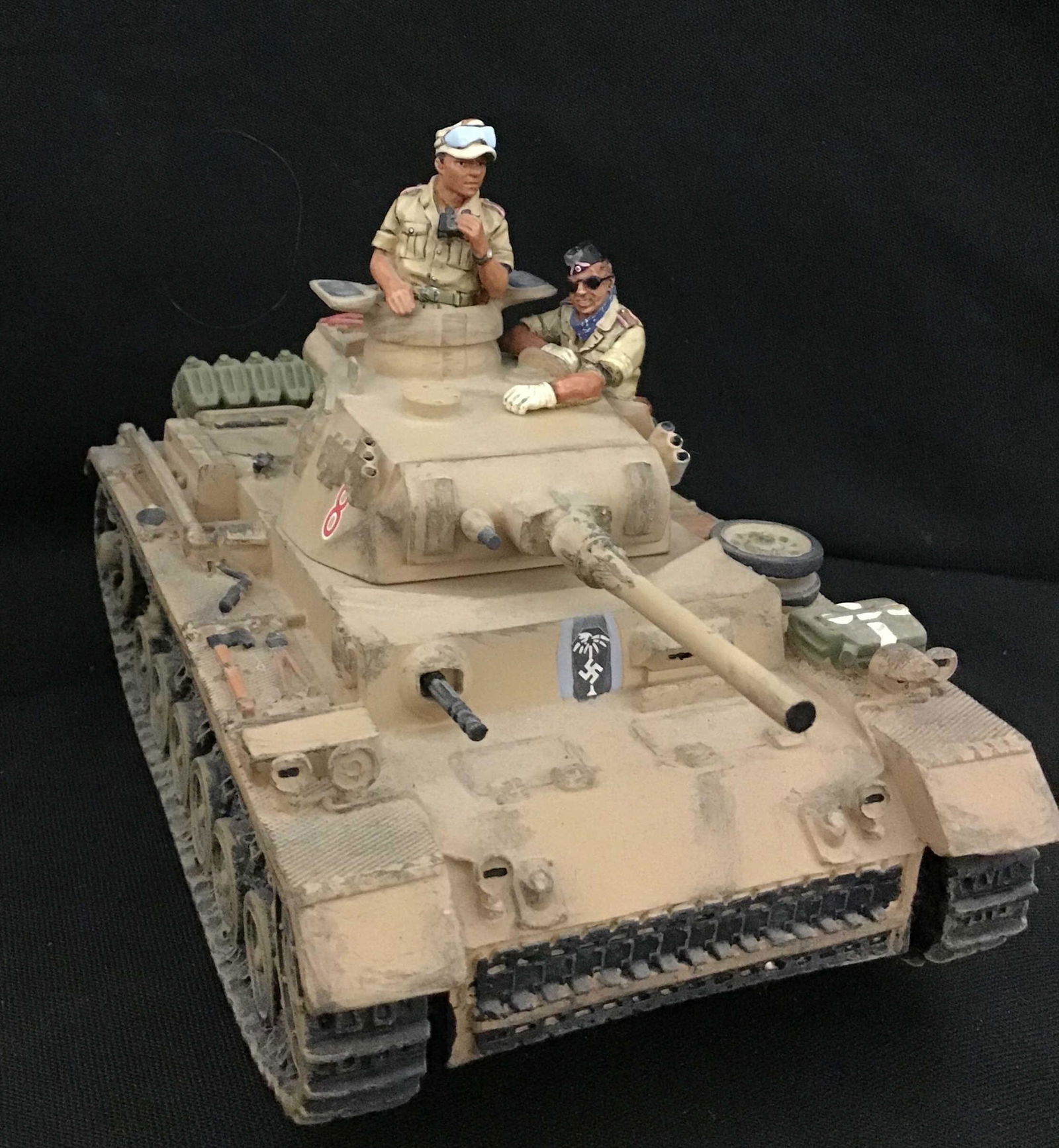 King & Country WW2 German AK19 Afrika Korps (1 of 9)