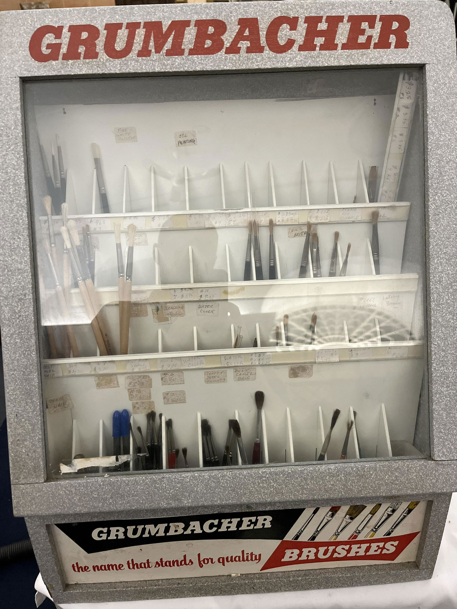 Maffei Paint Brush Collection in case (1 of 9)