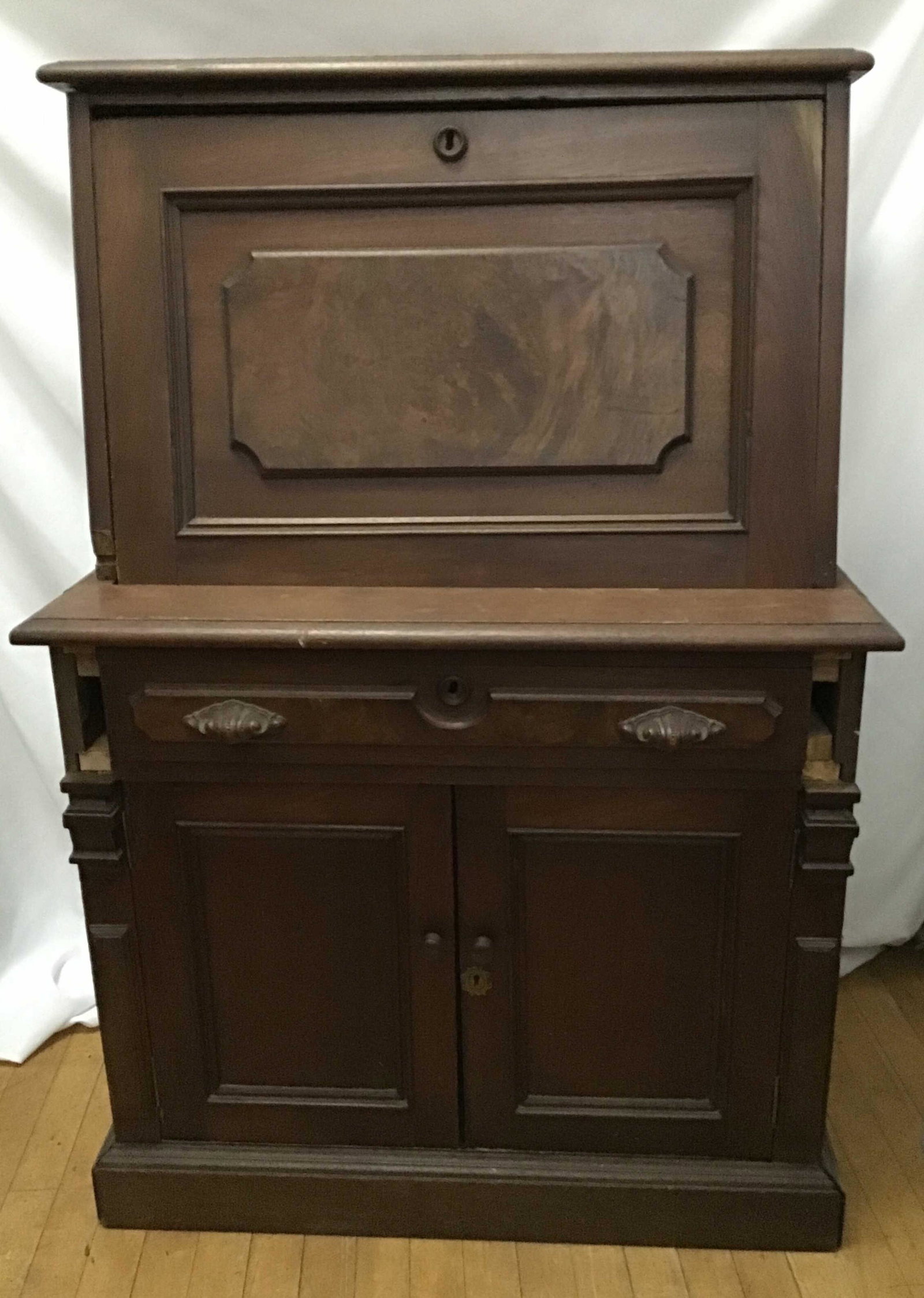 Vintage Slant Front Walnut Victorian Desk missing 1 accent piece, beautiful drawer in flip front.. (1 of 7)