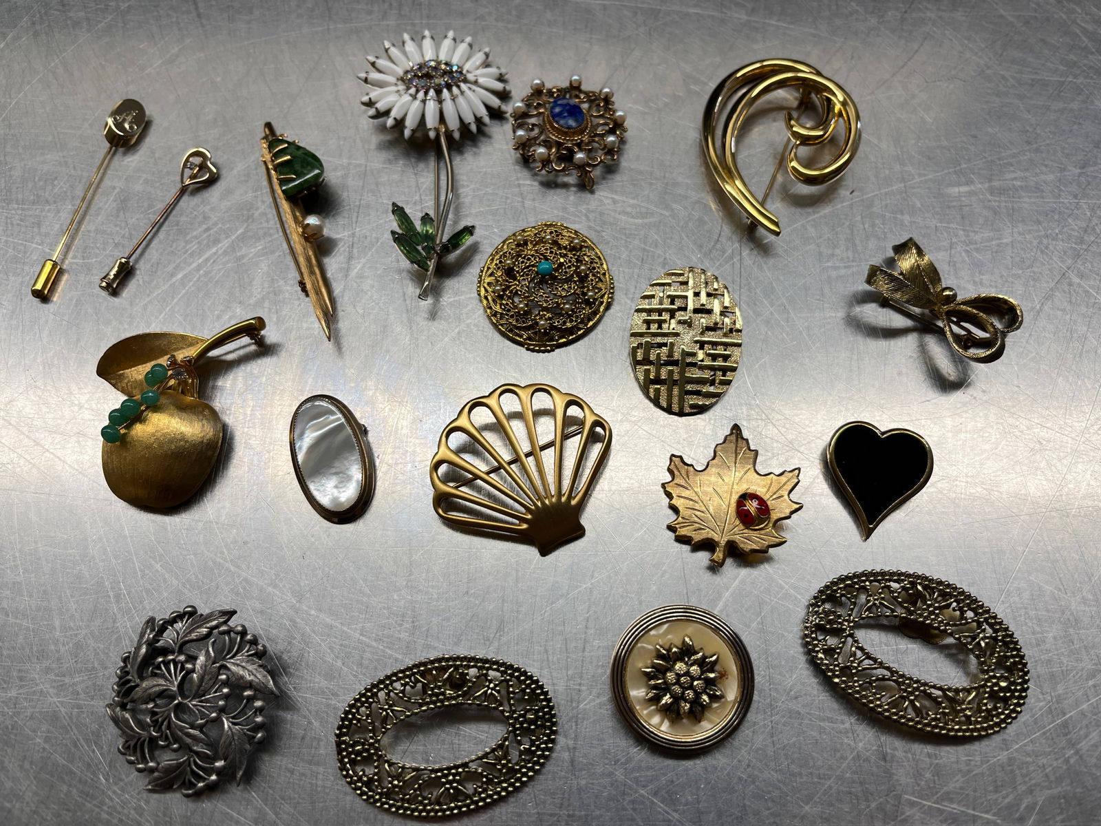 Brooches, Hat Pins & Clips Collection (1 of 8)