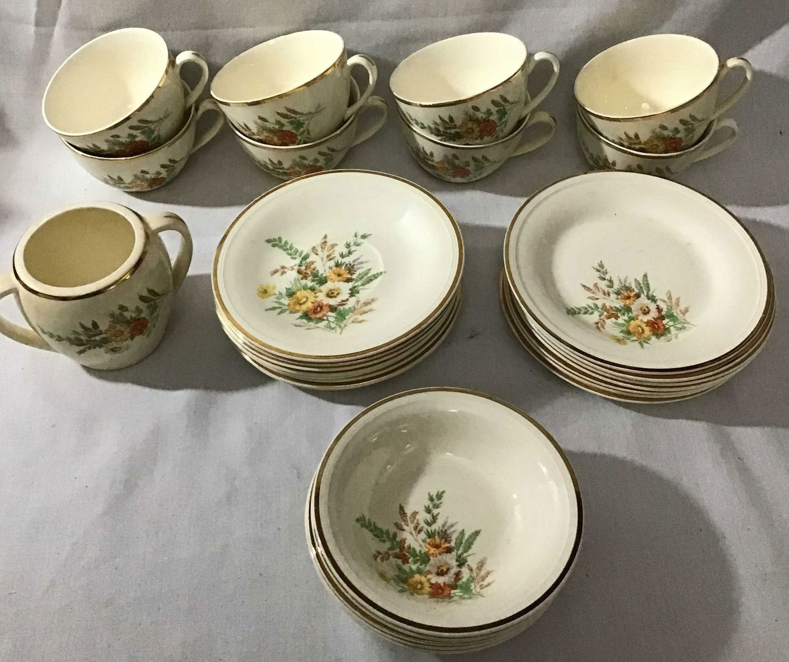 Floral Pattern China Set (1 of 7)