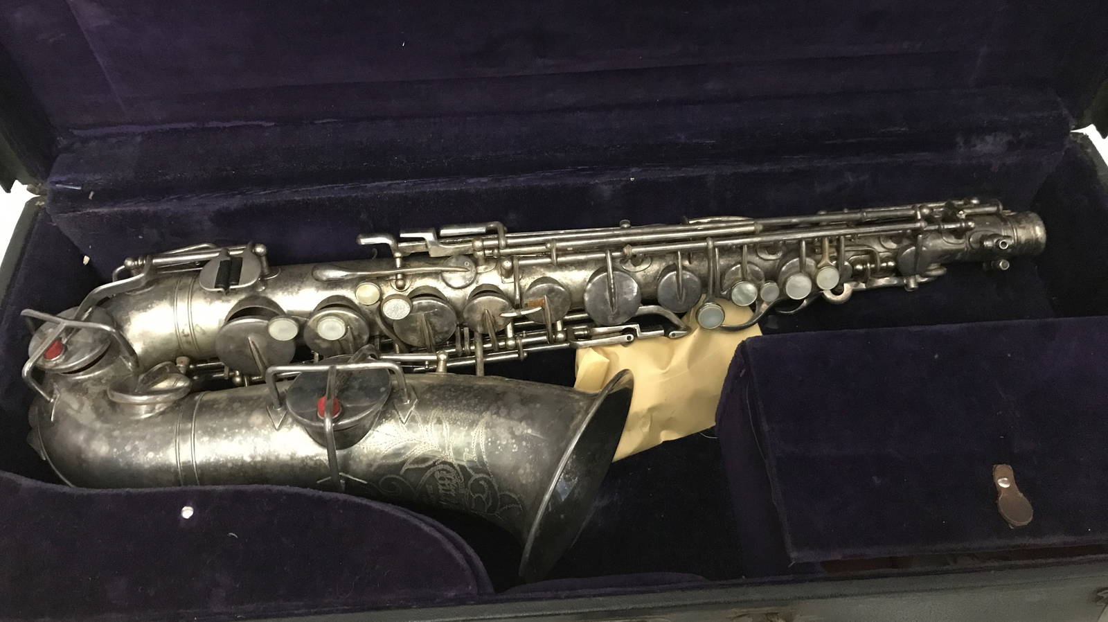 1920s Buescher Saxophone Serial Number 206144 Auction