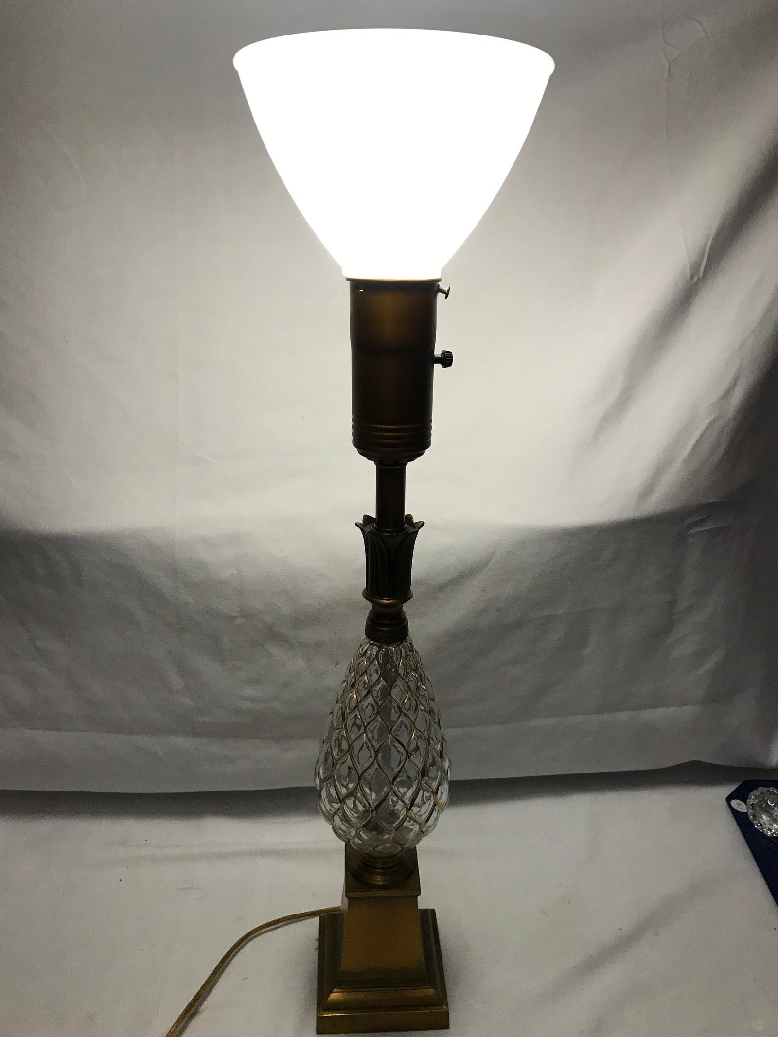 Vintage Tall Table Lamp - Works! (1 of 6)