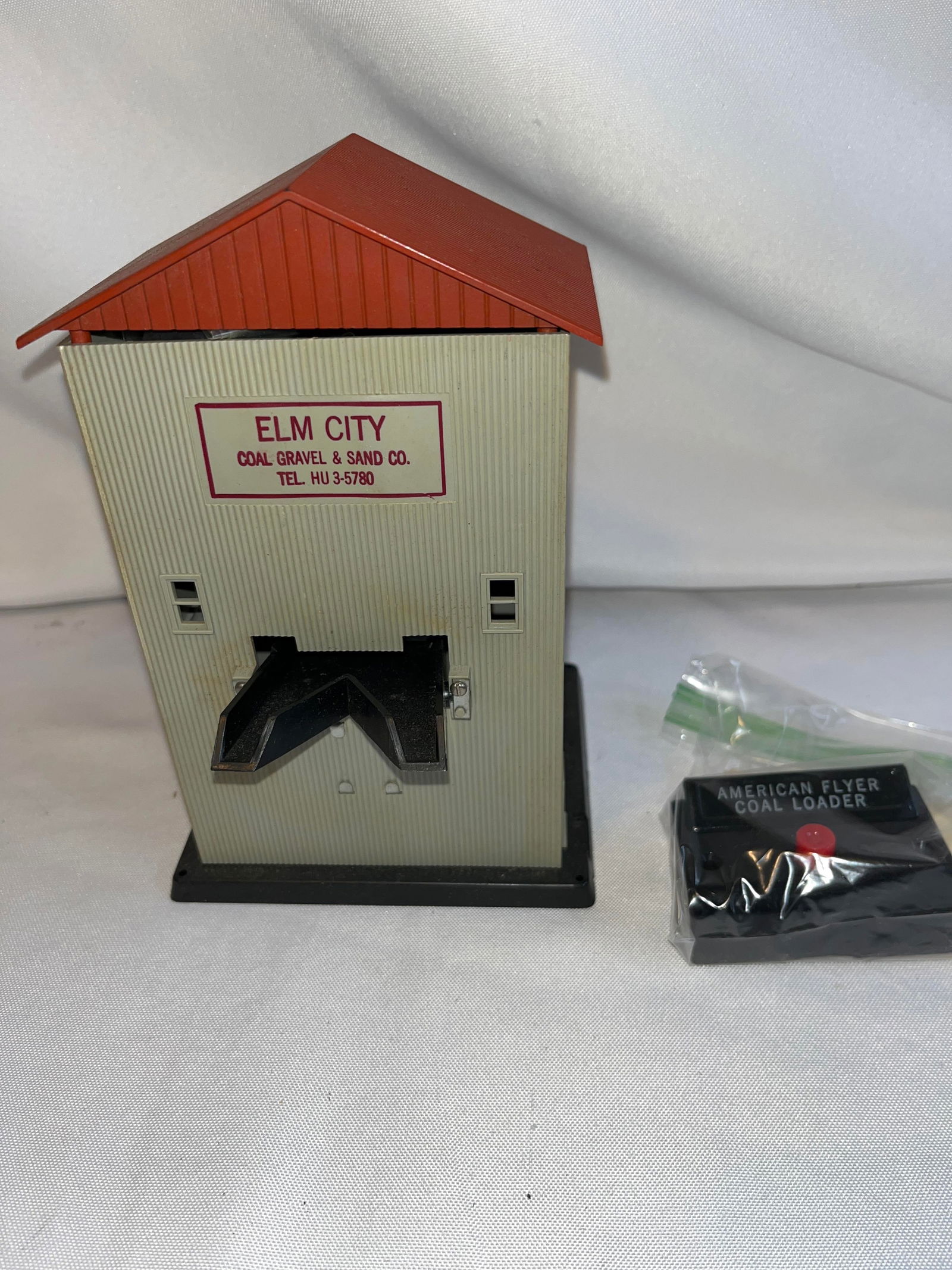 American Flyer HO Coal Loader in org box (1 of 7)