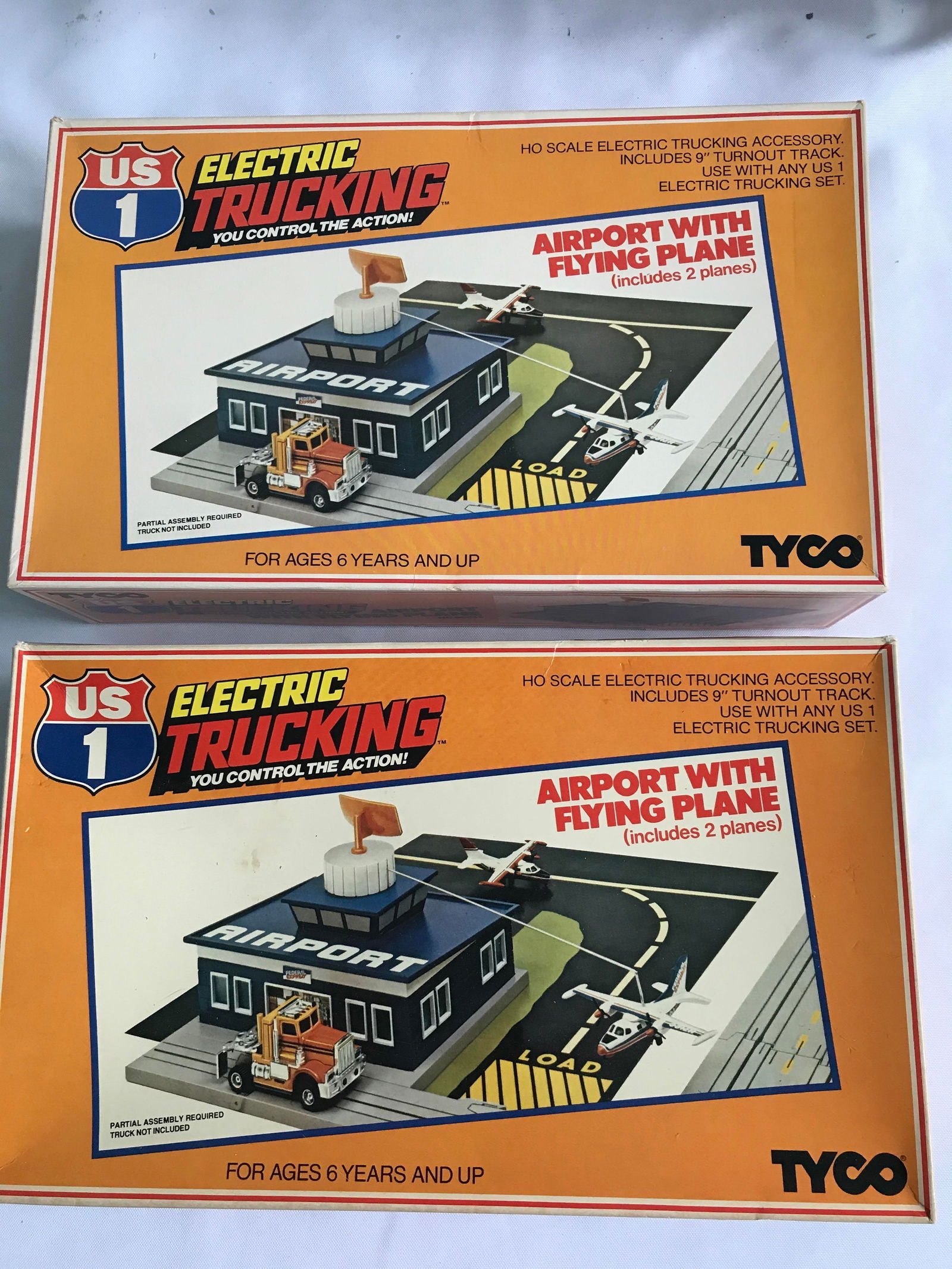 TYCO Airport with Flying Planes (2) (1 of 8)