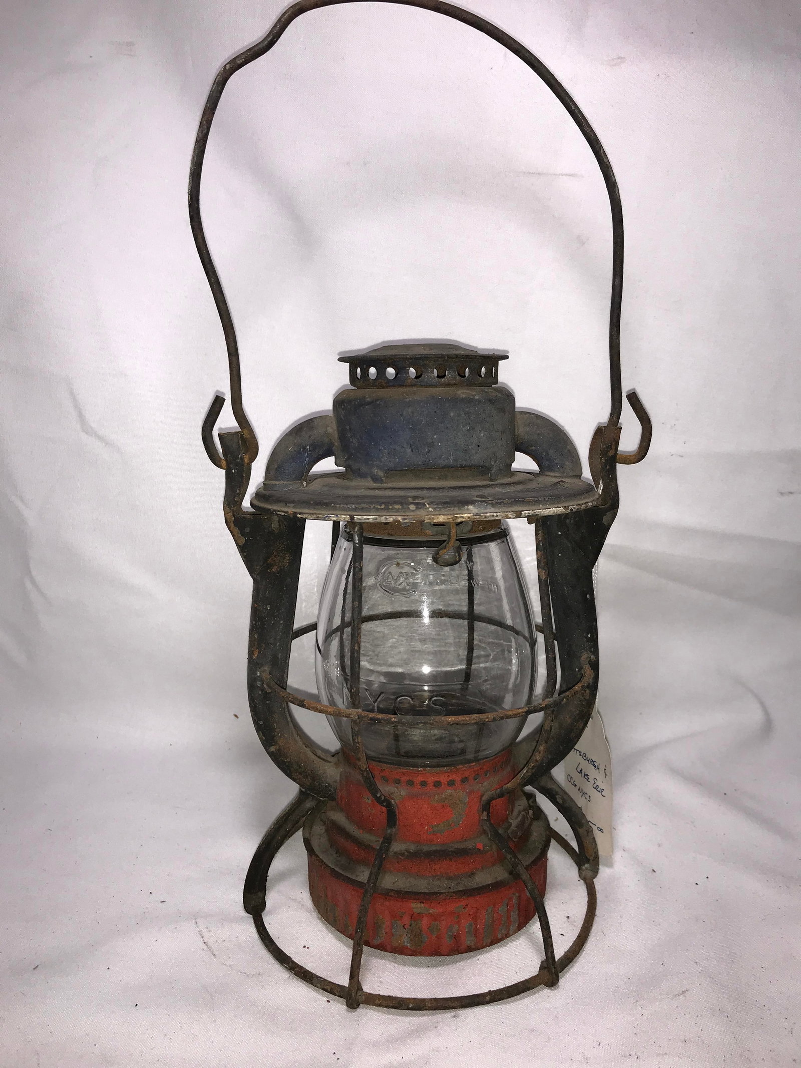 Pittsburgh & Lake Erie Lantern w/ NYCS Globe: .