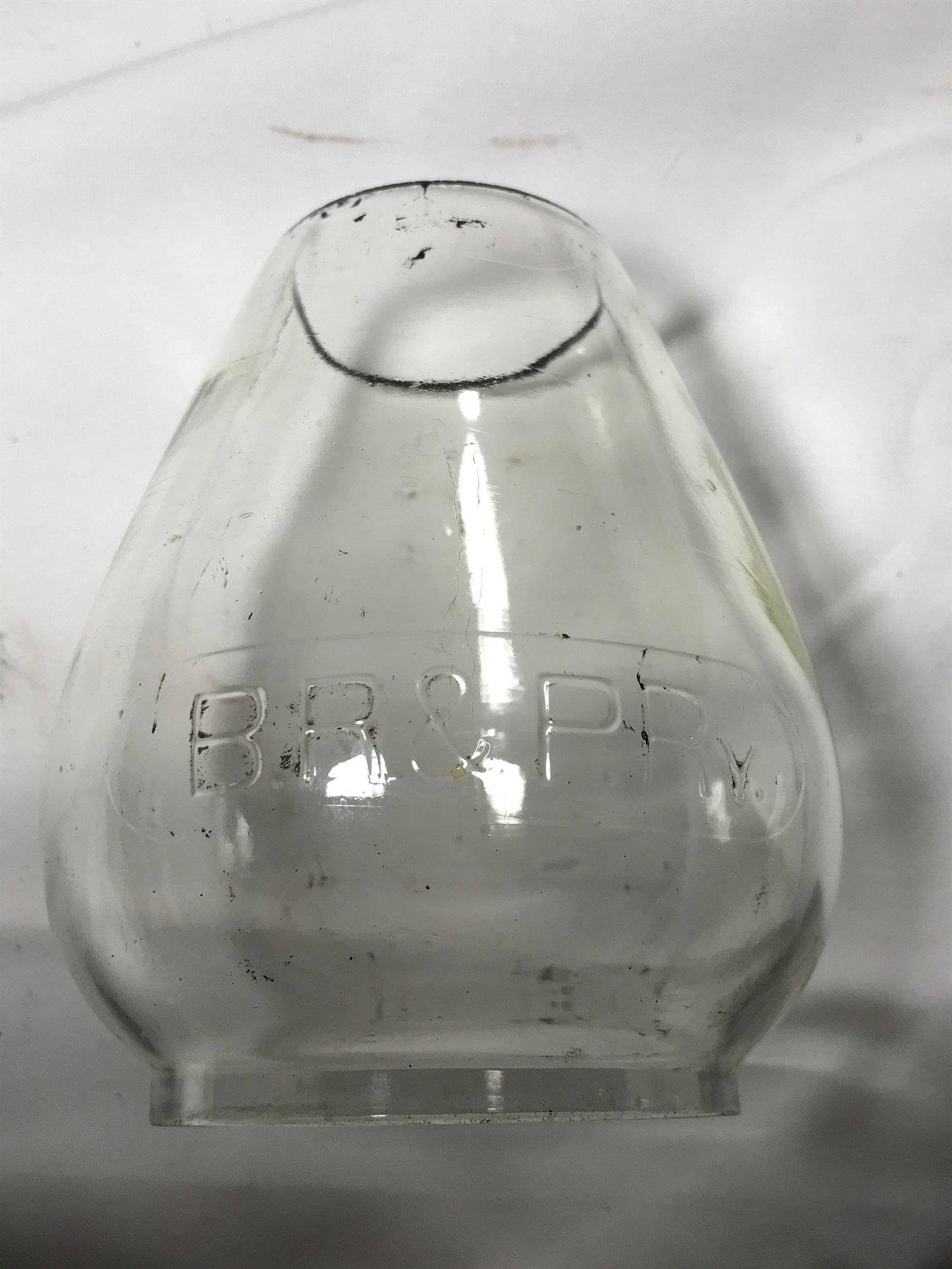 B.R.& P. Ry. Buffalo Rochester & Pittsburgh: Railway Clear Globe, measures approximately 5 1/2 inches tall