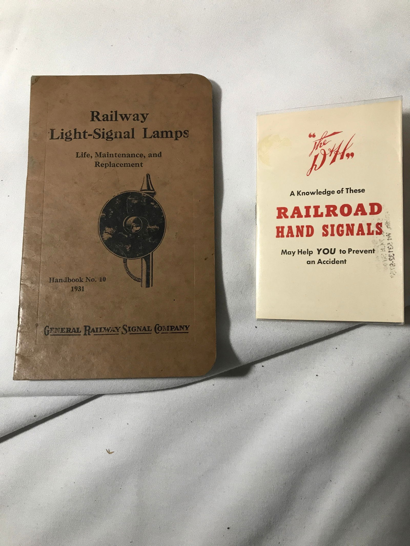 2 Pamphlets Railway Light signal lamps and (1 of 4)