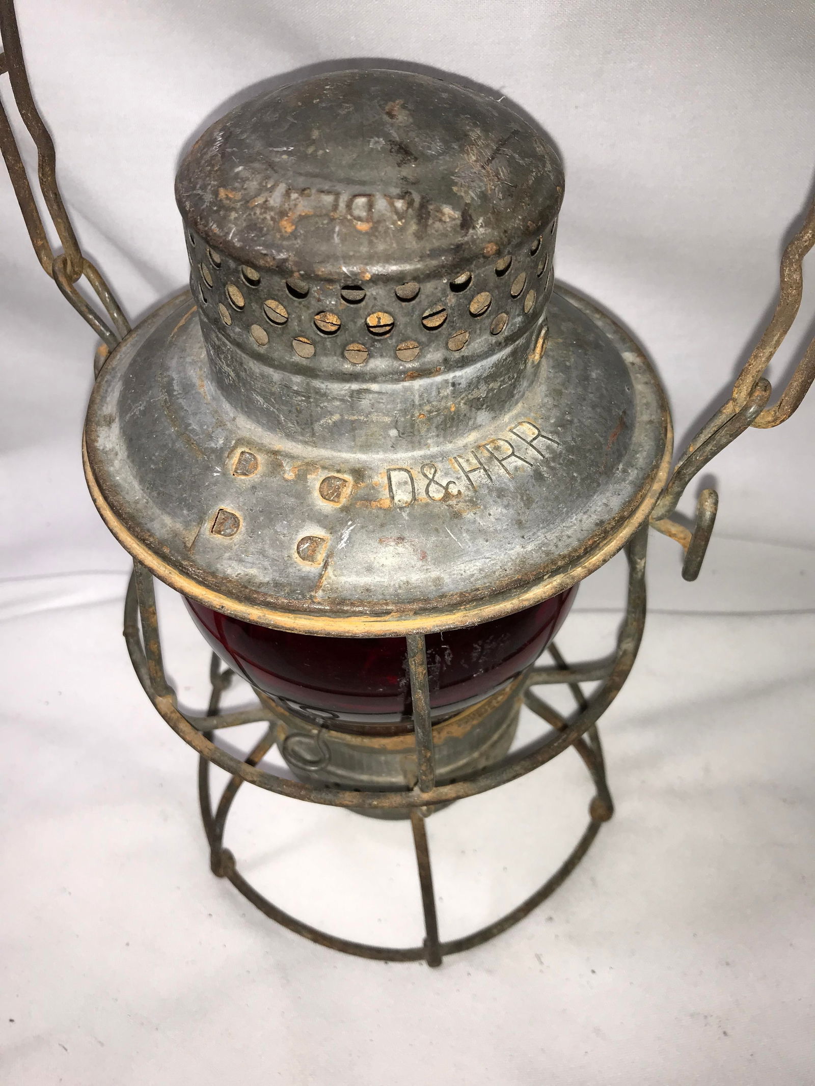Delaware & Hudson Railroad Lantern w/ Red Globe (1 of 7)