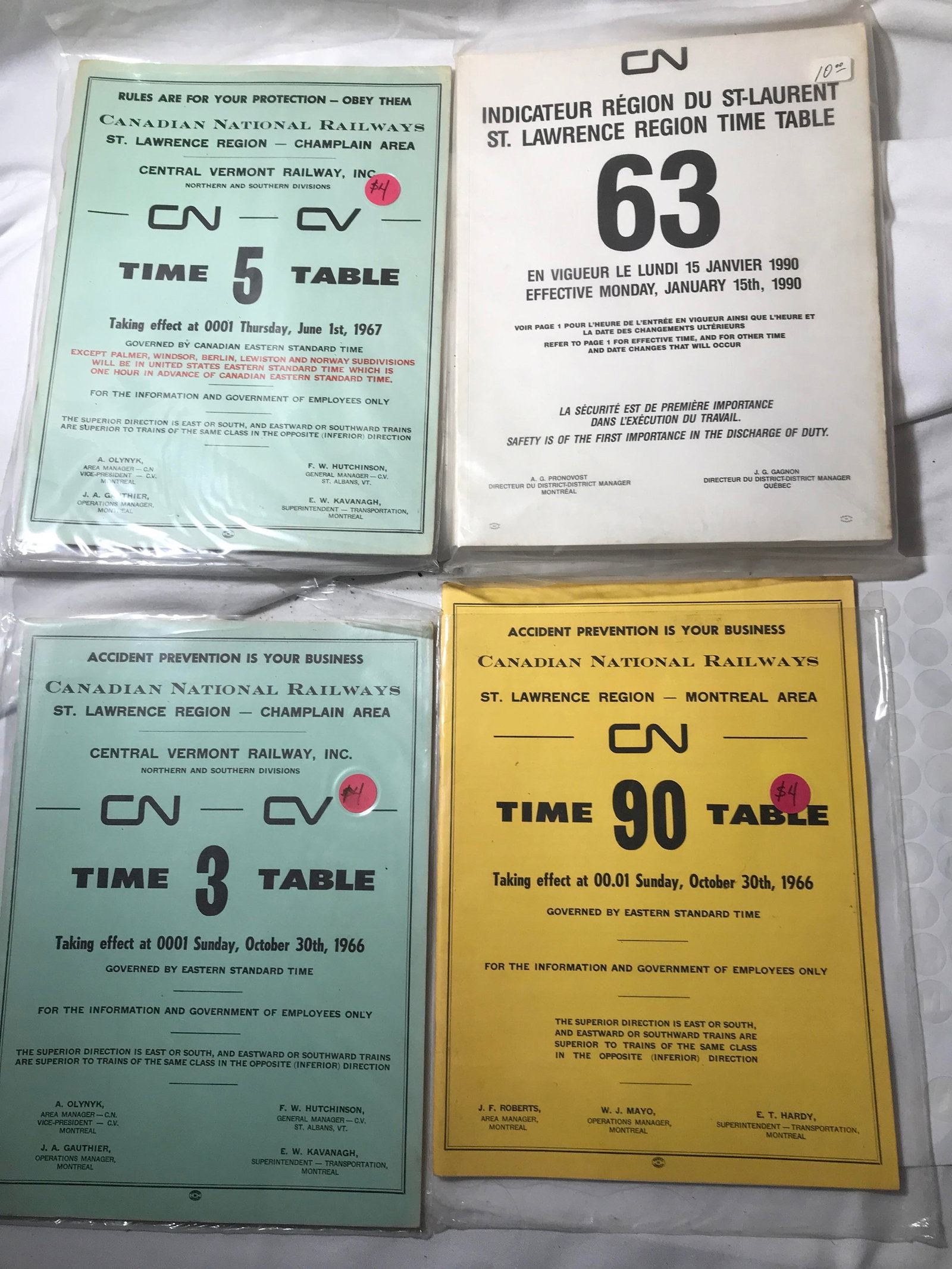 Canadian National Railways Time Tables (4): .
