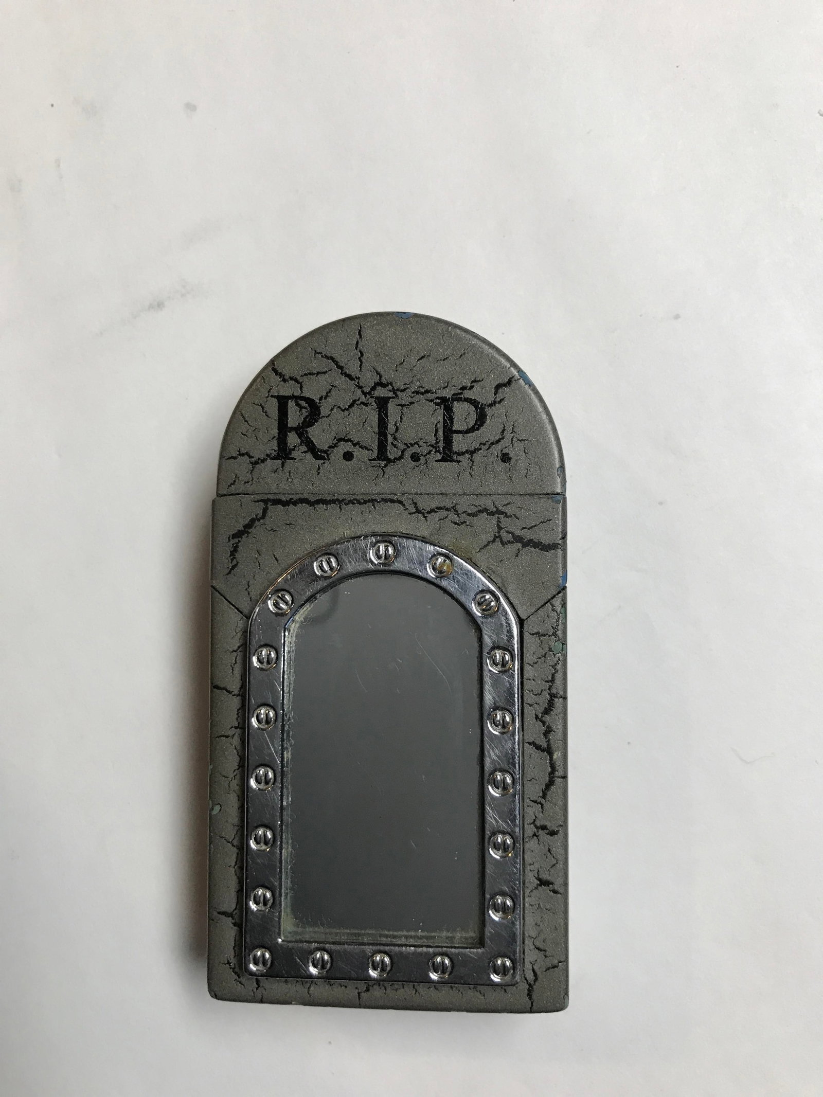 Tombstone Lighter - Rest in Peace: .