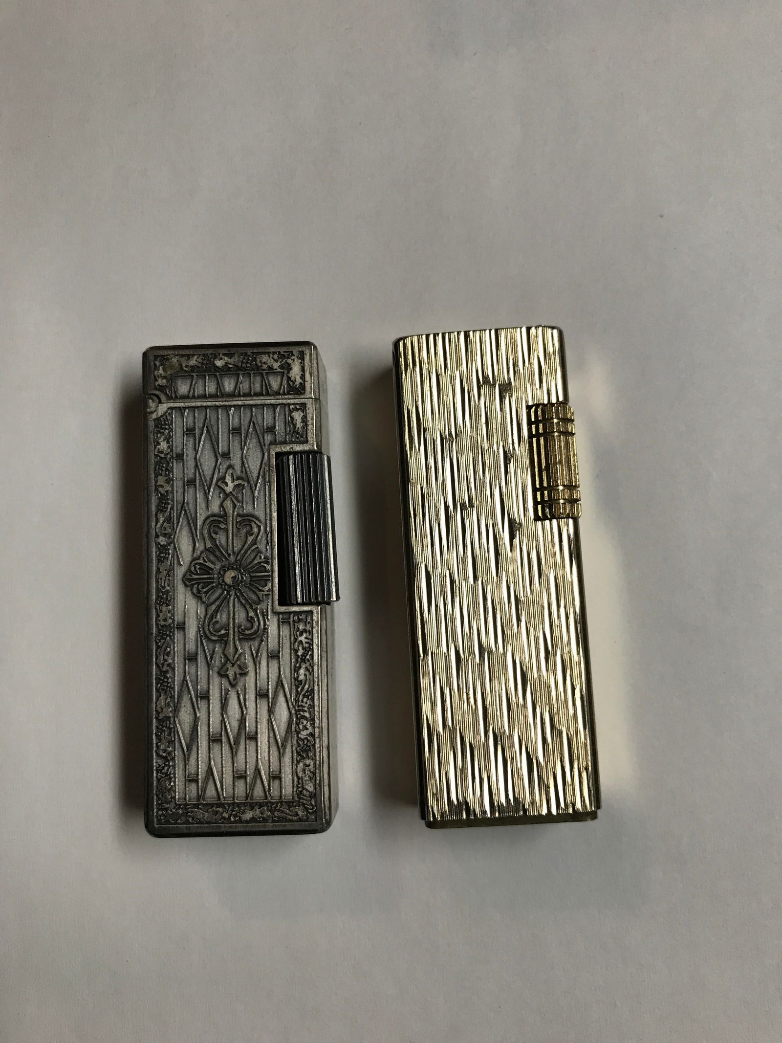 Vintage Flip Top Lighters (2) (1 of 4)