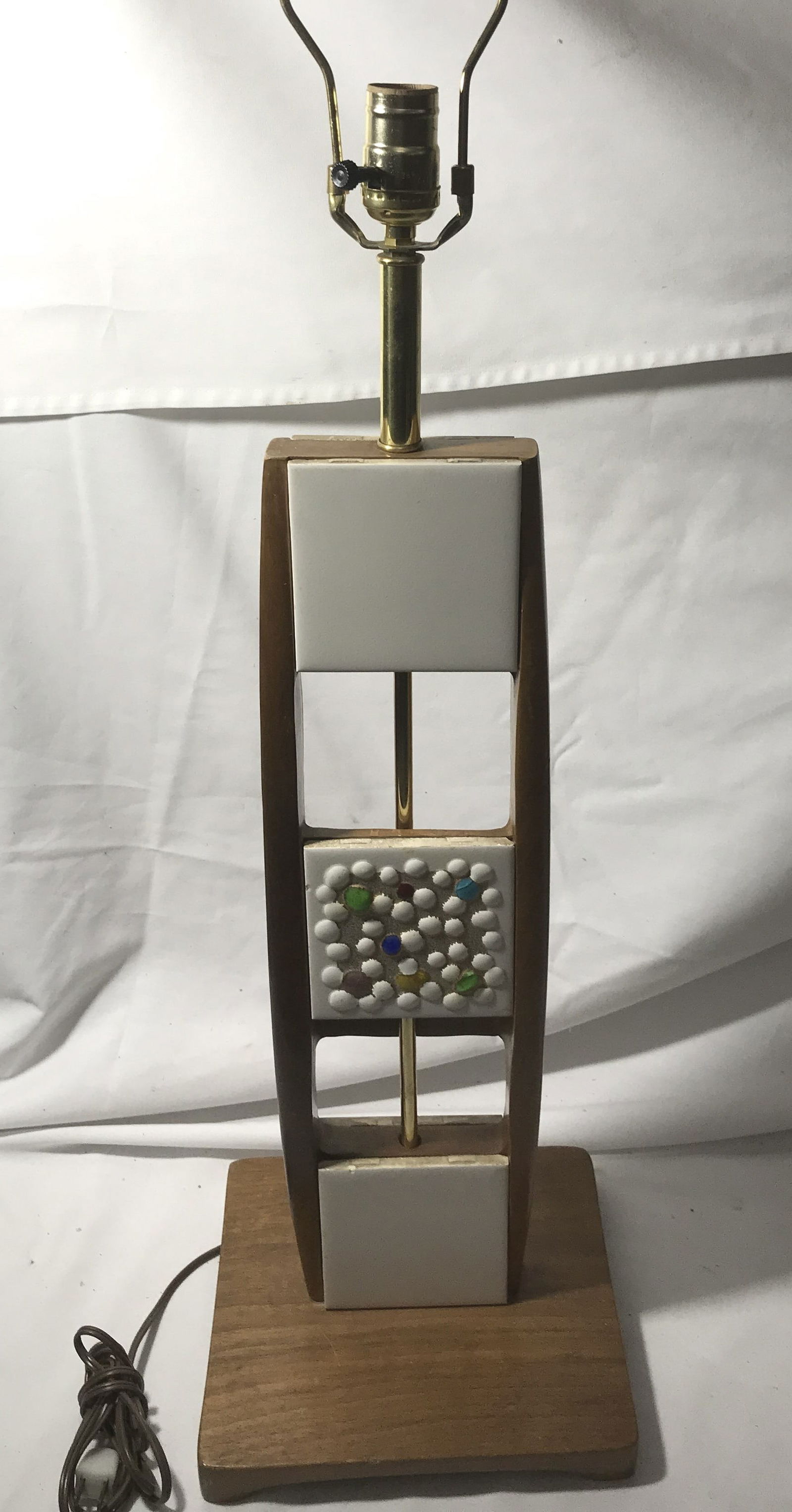 Vintage Mid Century Table Lamp, Wooden Base (1 of 5)