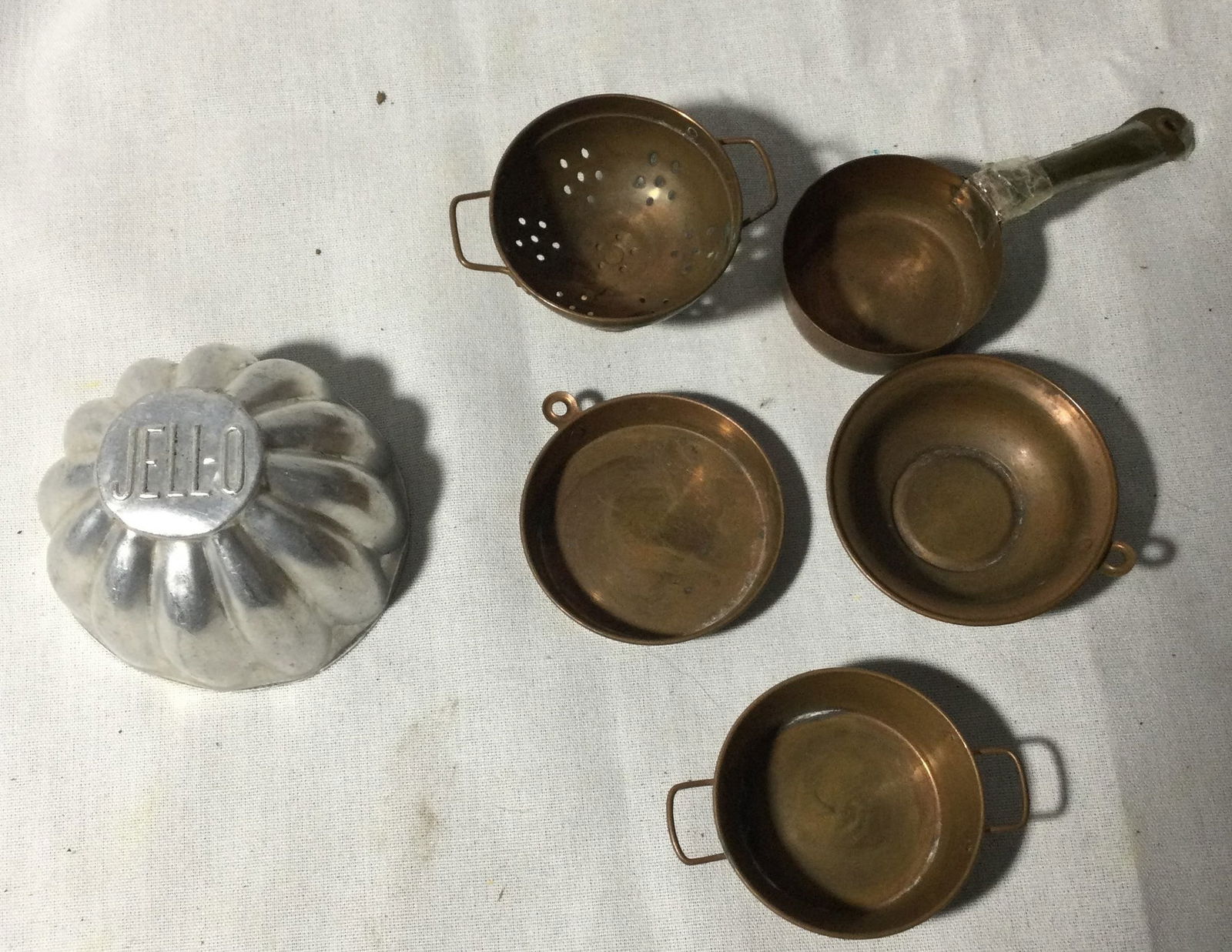 Vintage Doll Size Copper Cooking Pans & (1 of 5)