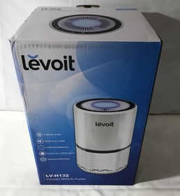 LEVOIT Compact HEPA air purifier like brand new