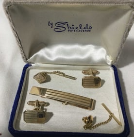 Men’s Accessories Set by Shields in org case