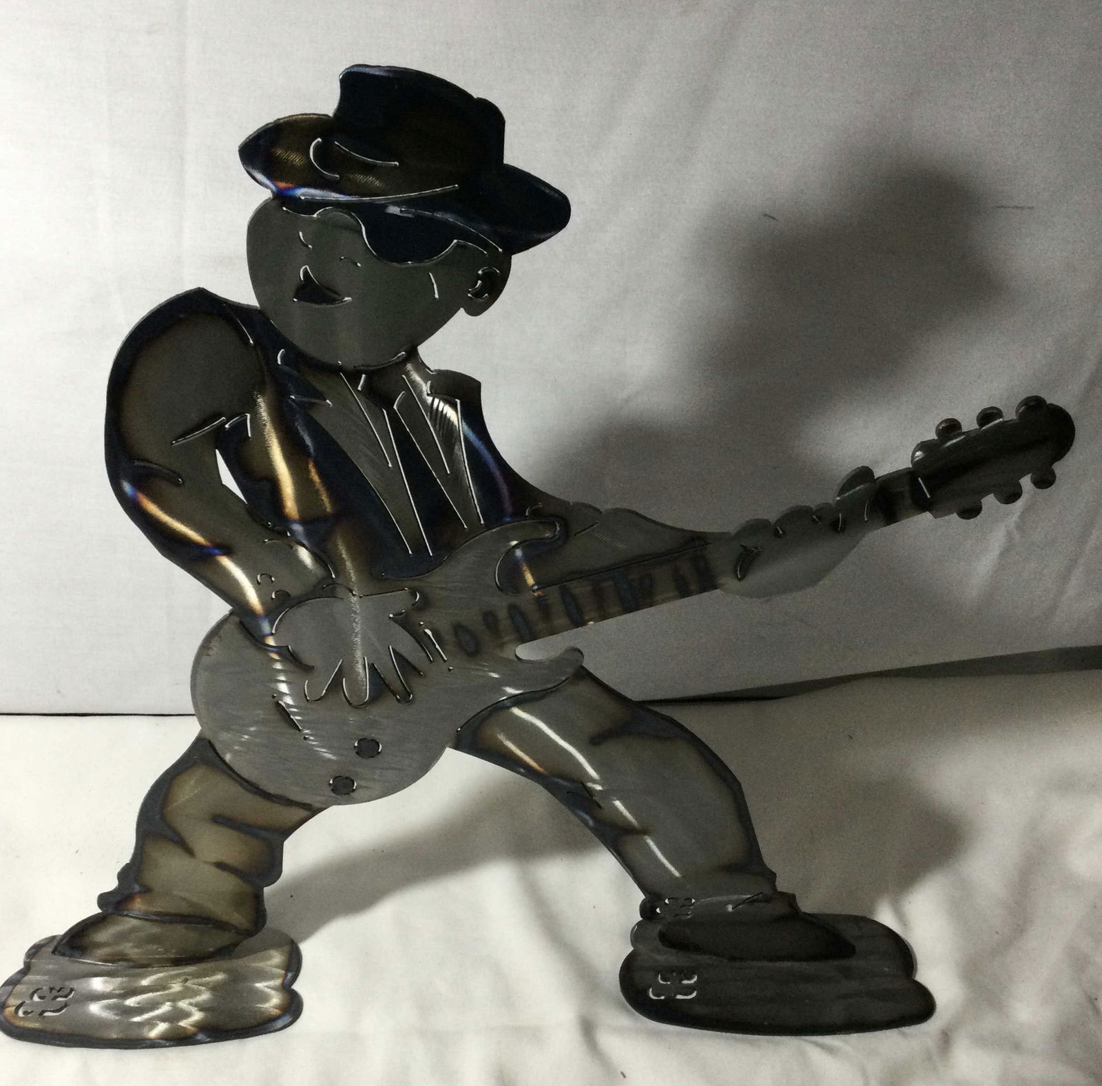 Decorative Steel Art Free Standing Guitarist (1 of 6)