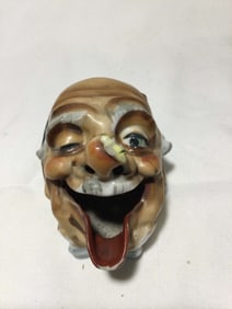 Vintage Old Man w/ Bee on Nose Ashtray