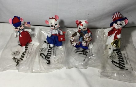 Four Annalee Dolls great shape all patriotic with