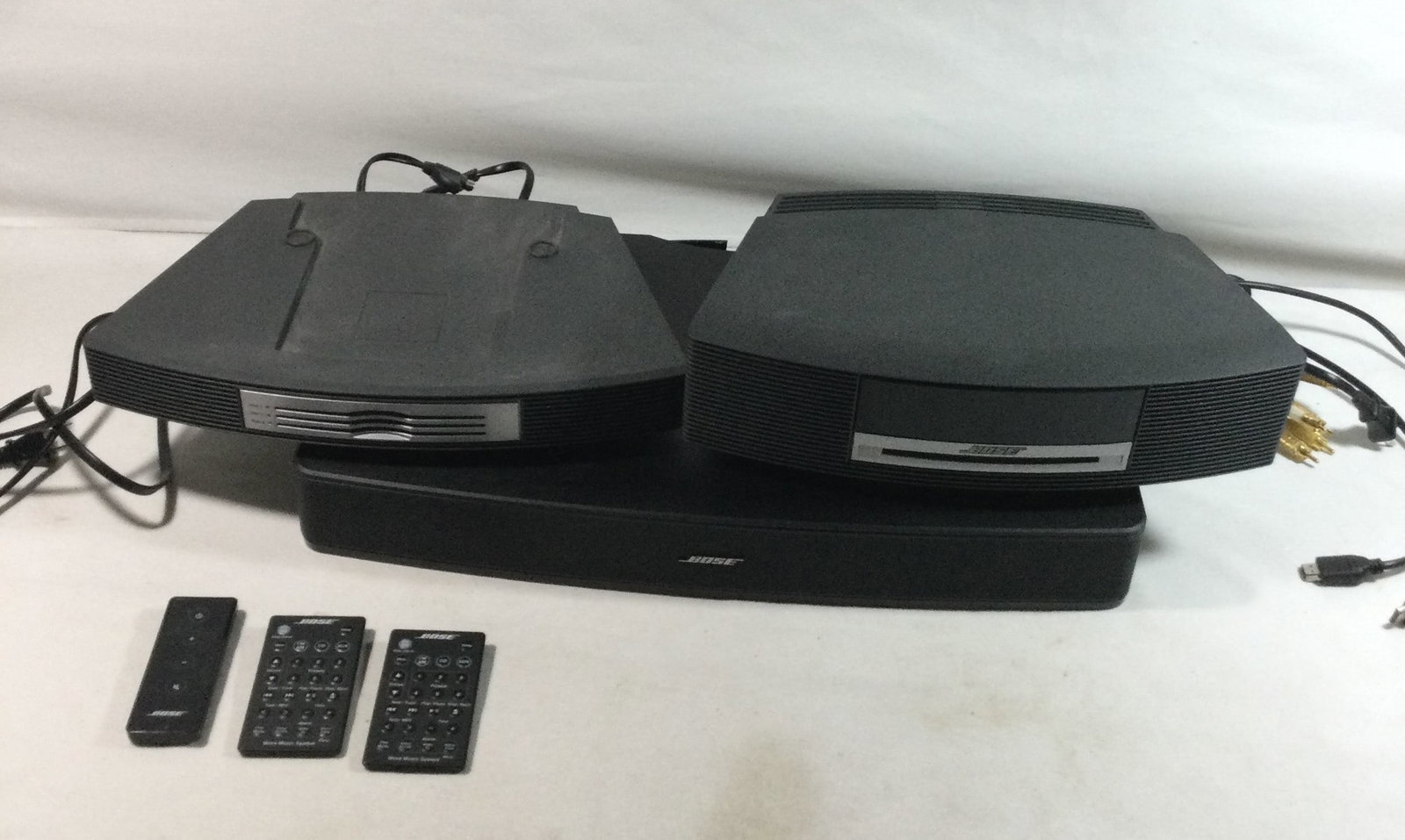 Bose System Includes Speaker, Radio & CD Player (1 of 5)