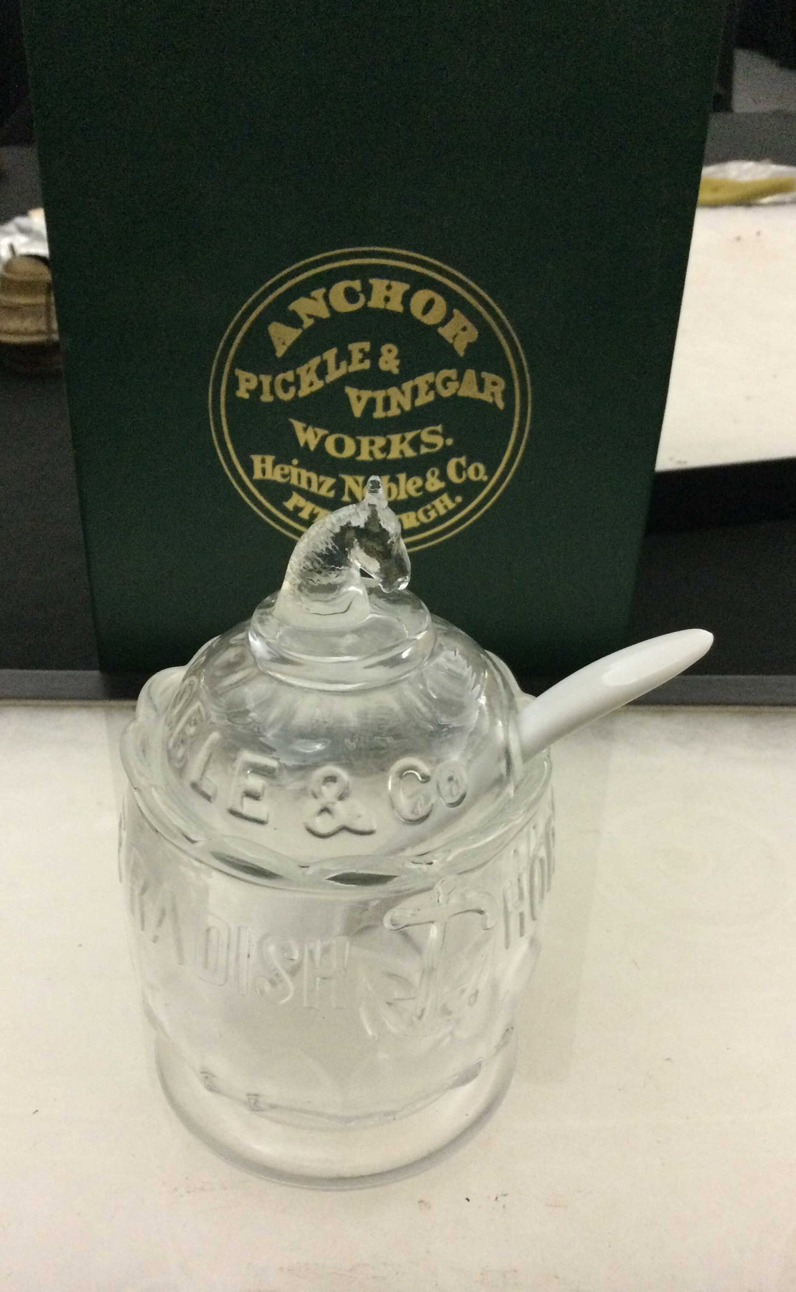HEINZ Glass Horseradish Container with Spoon: very decorative.Comes with decorative box