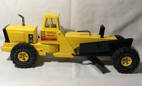 Vintage Tonka Turbo Double Blade Road Grader