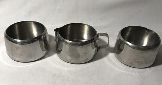 Delta Airlines Stainless Steel Creamer w/ Cups