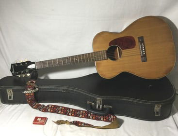 Harmony Acoustic Wooden Guitar w/ Case