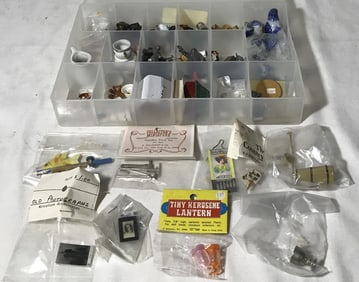 Doll & Dollhouse Miniature Items Collection