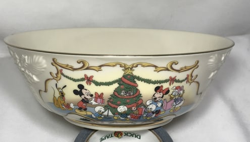 Lenox Disney Mickey’s Merry Christmas Bowl