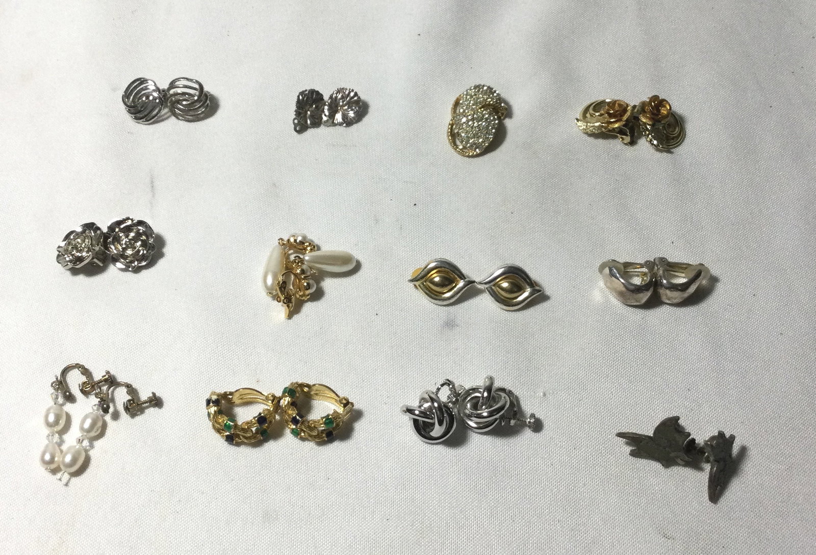 12 pair of earrings which are all clip on (1 of 4)