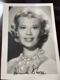 Dinah Shore Signed 5x4 Photo