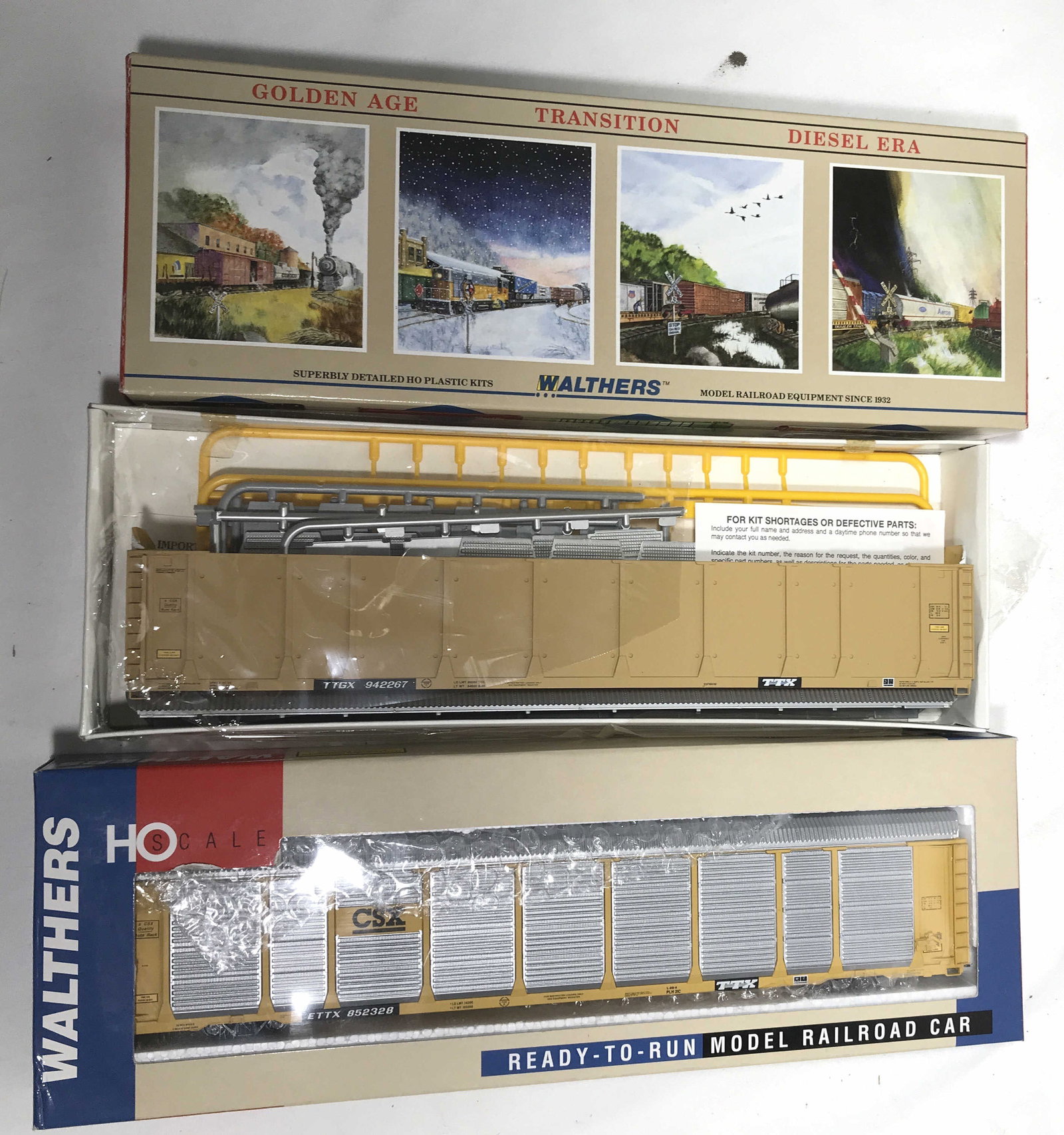 Walthers Train Cars (2): In original boxes, Enclosed Auto Carrier & Tri-Level Carrier
