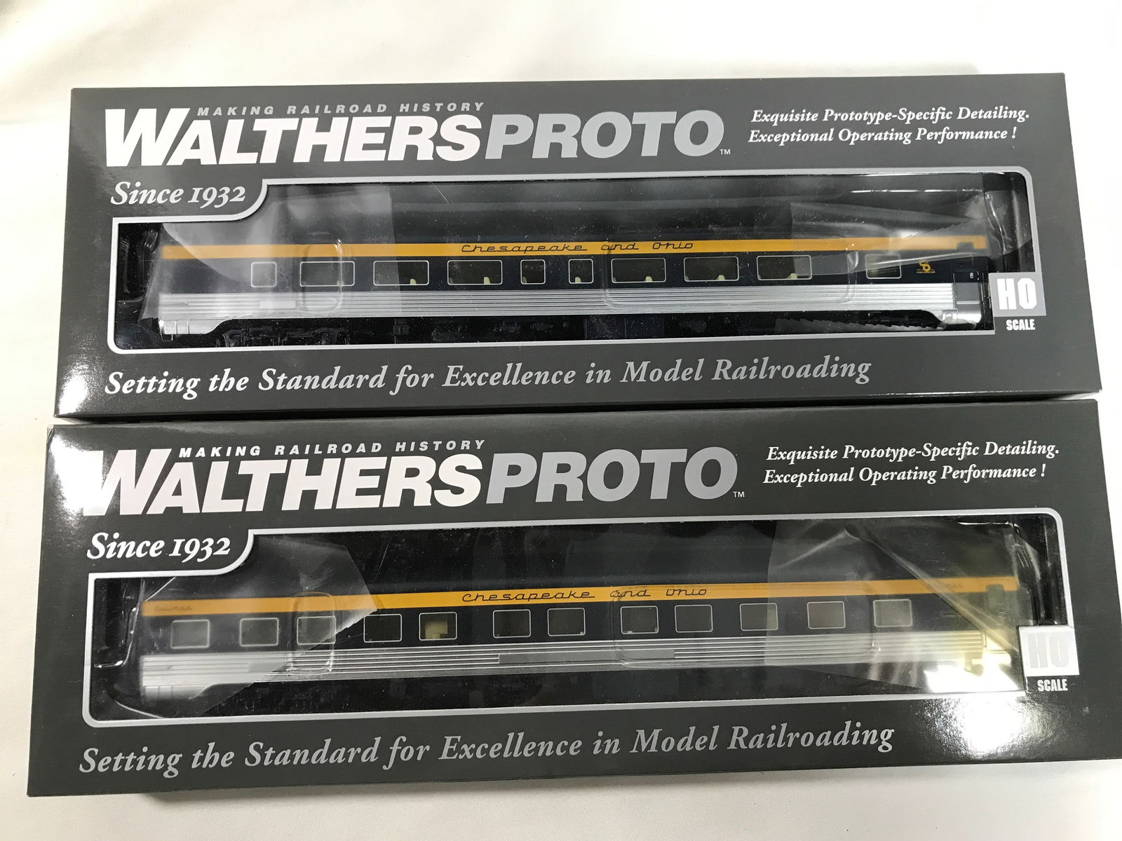 Walthers Proto Coach & Sleeper HO (1 of 3)
