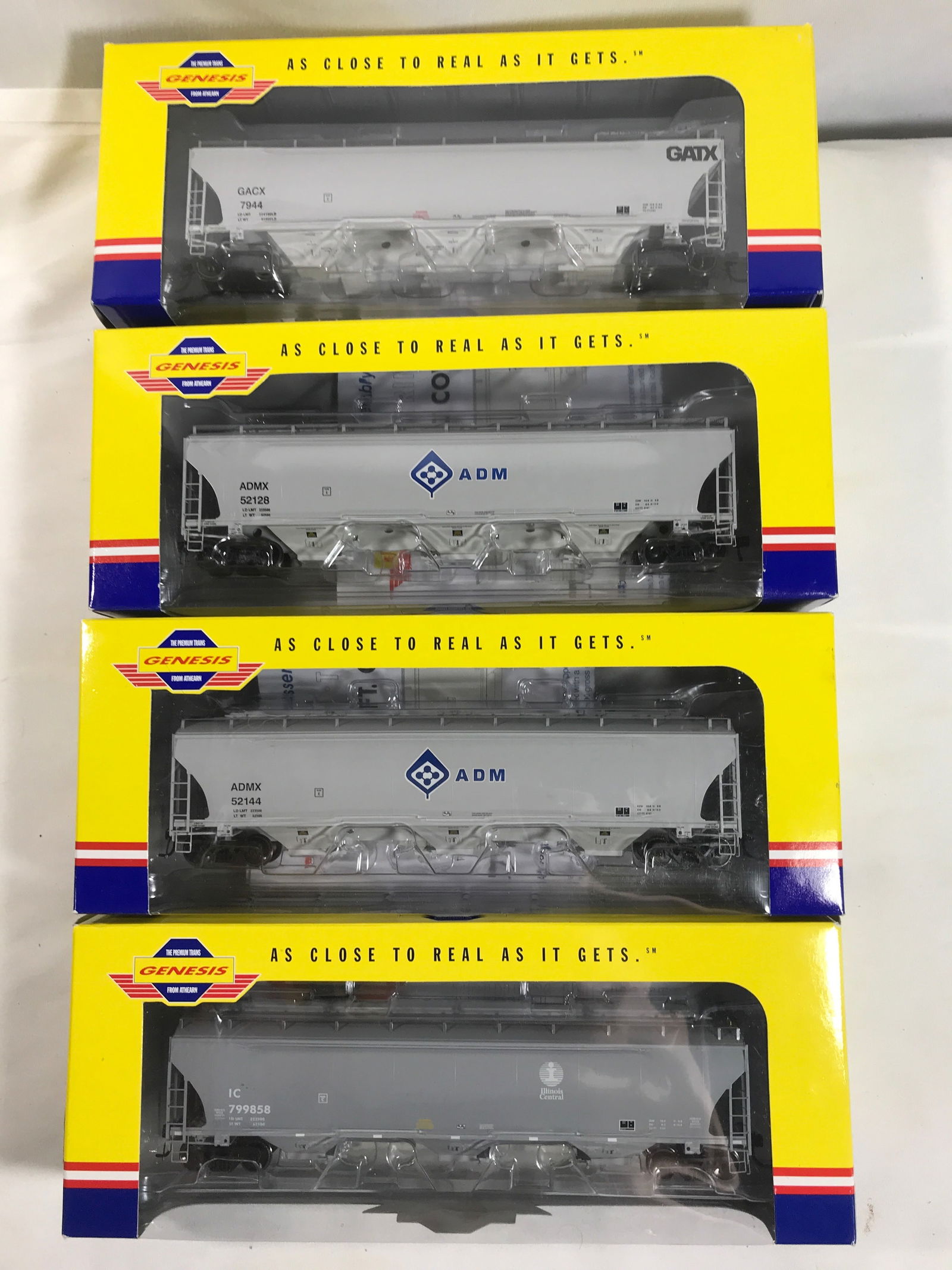 Athearn Genesis Coverep Hoppers (4) (1 of 3)